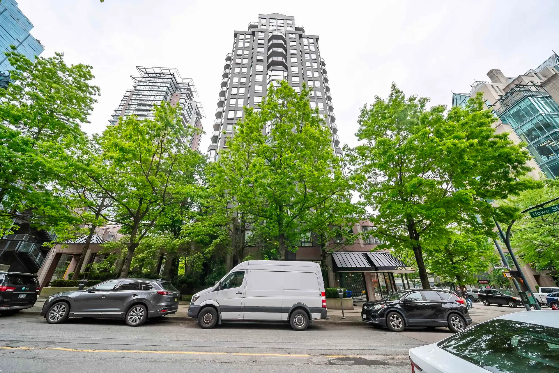 Property at #1604 811 Helmcken Street, Vancouver, BC