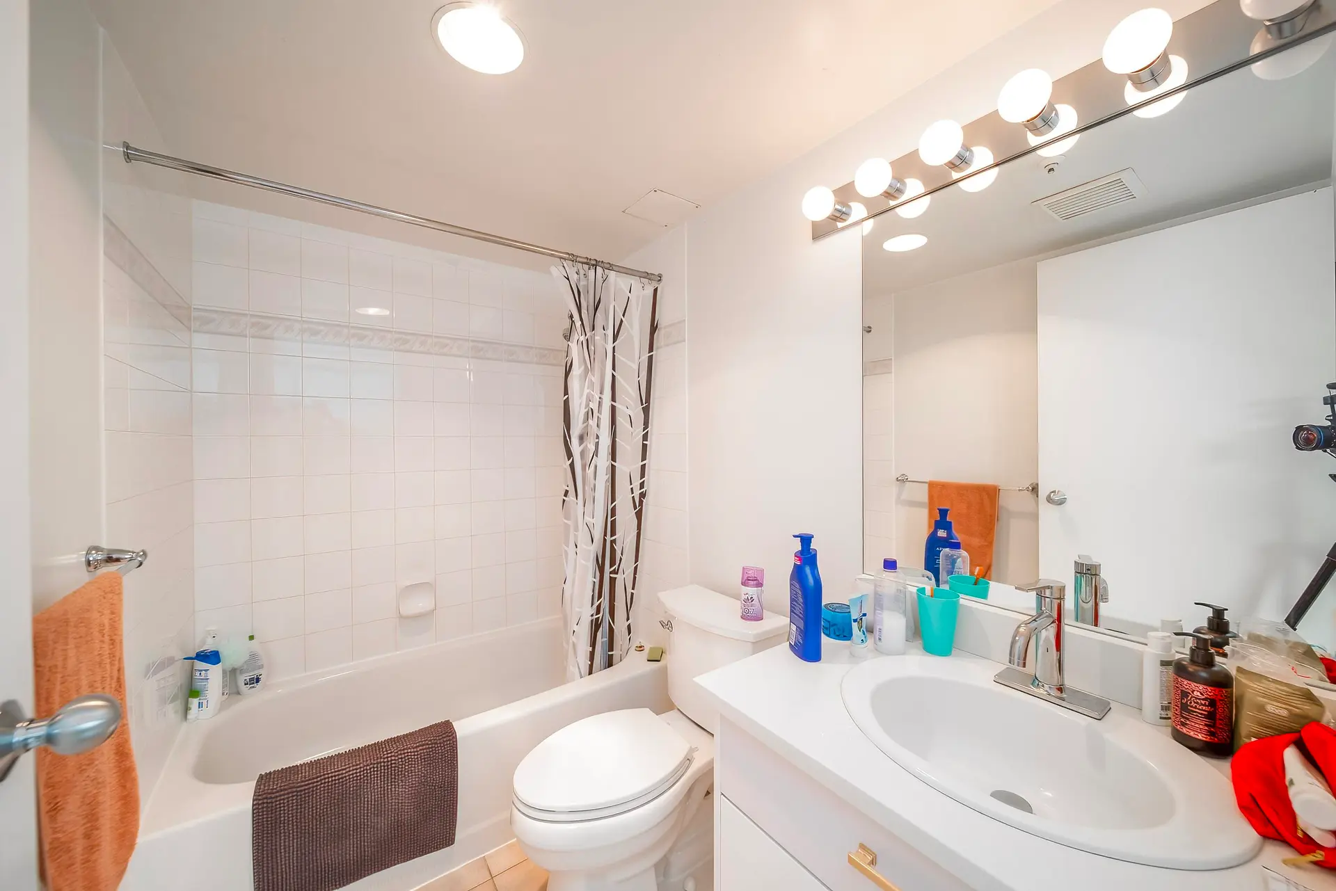 #1604 811 Helmcken Street - Image 11