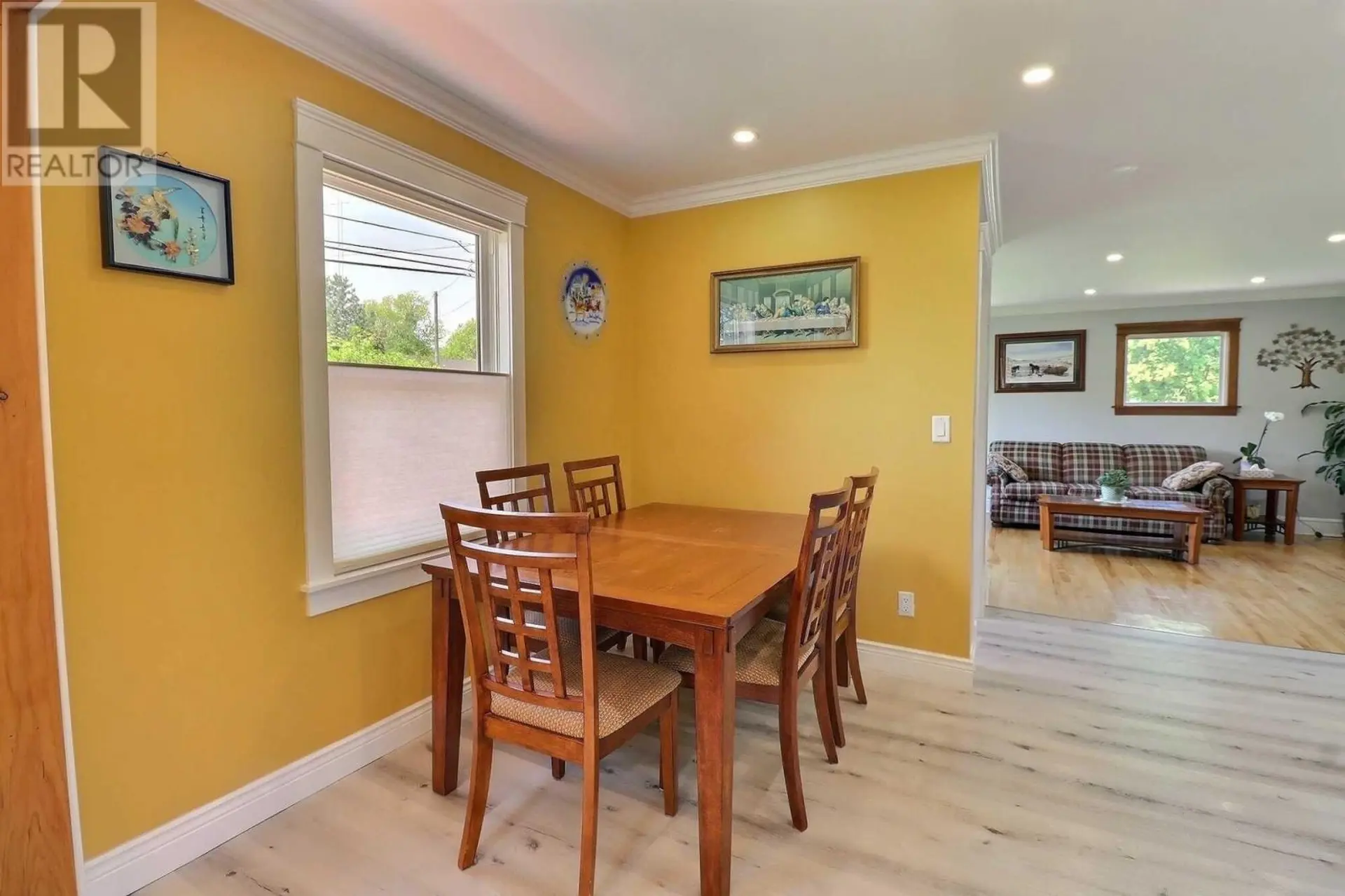 22 MAPLE AVENUE - Image 5