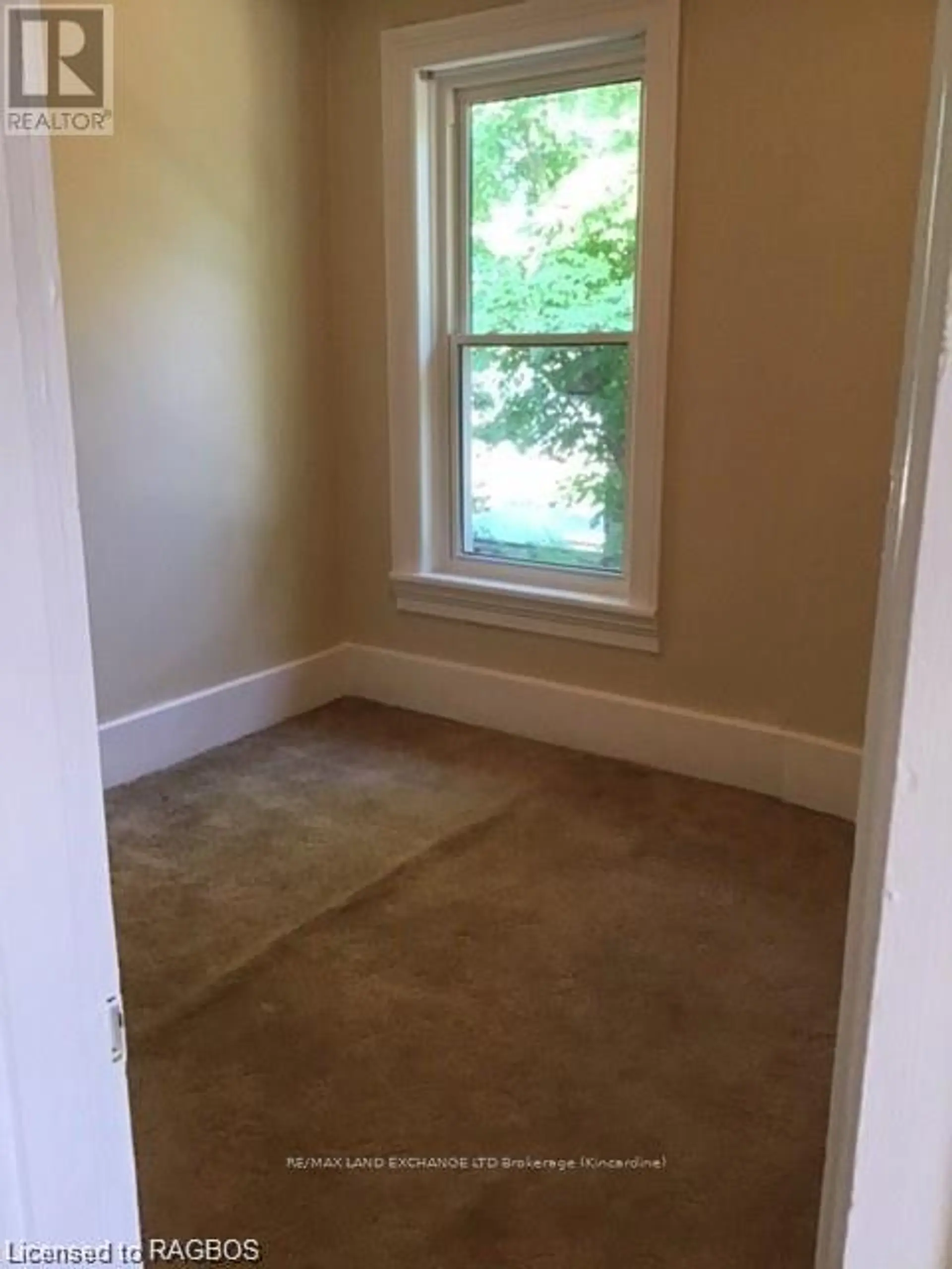 695 MILL STREET - Image 12