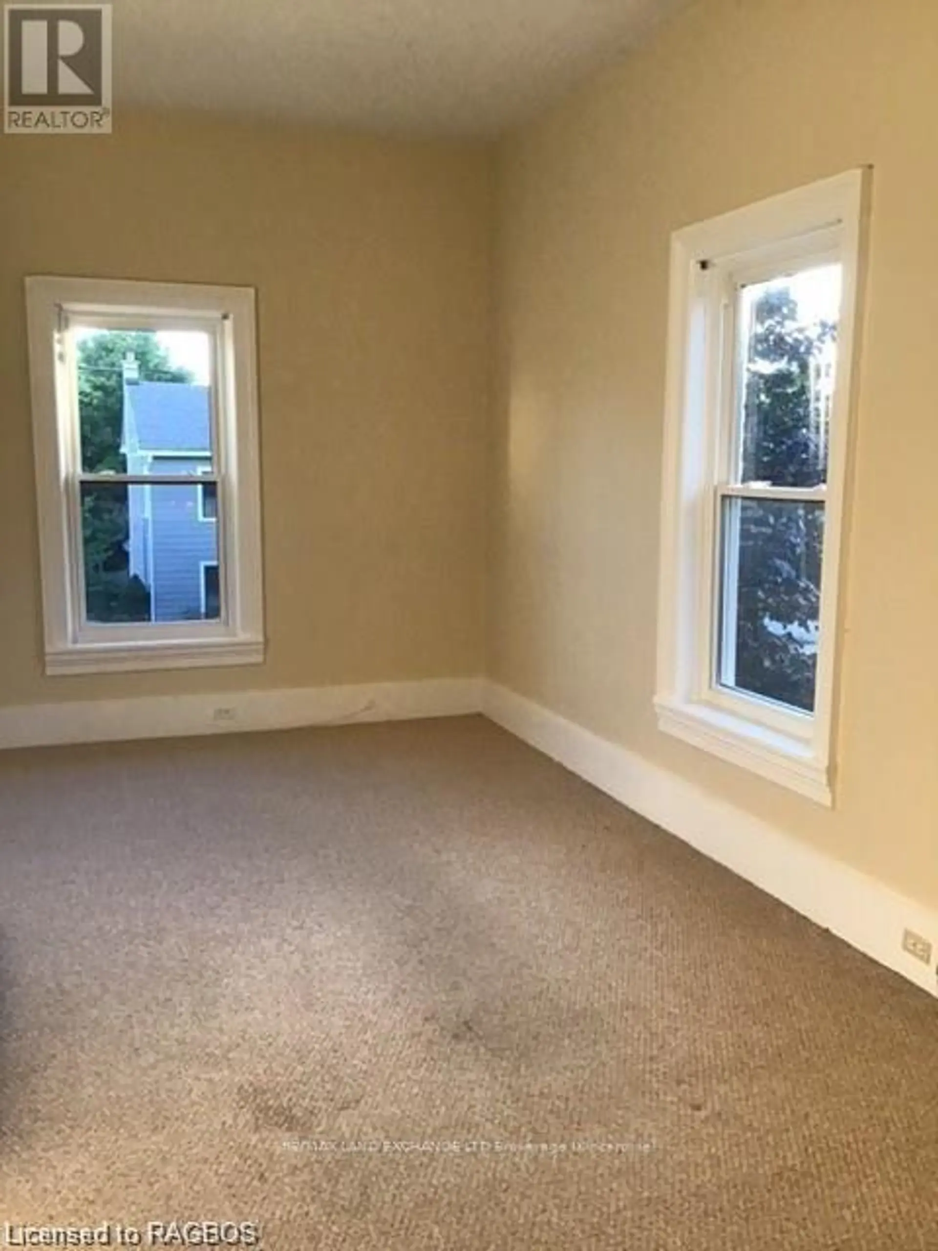 695 MILL STREET - Image 13