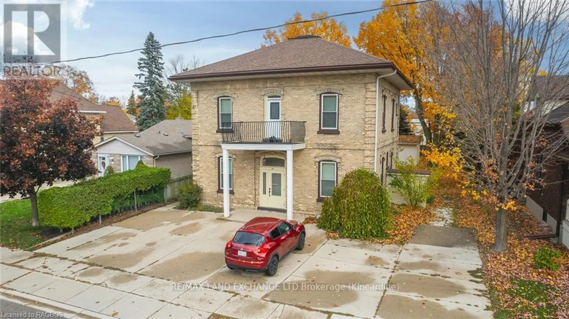 695 MILL STREET - Image 4