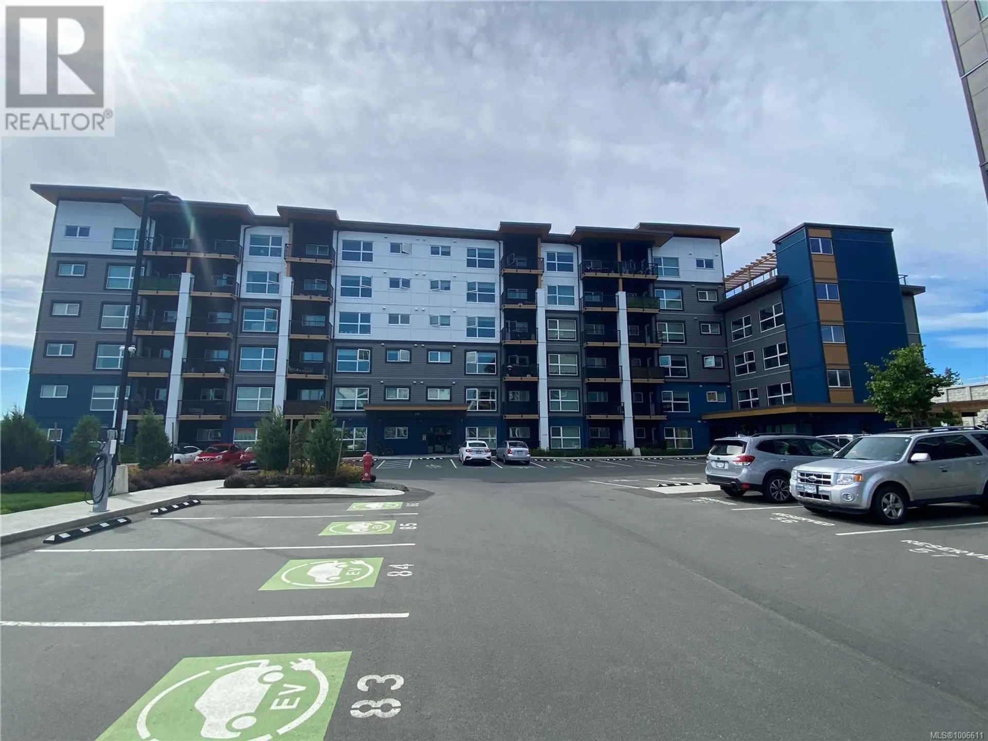 Property at #404 2469 Gateway Rd, Langford, BC