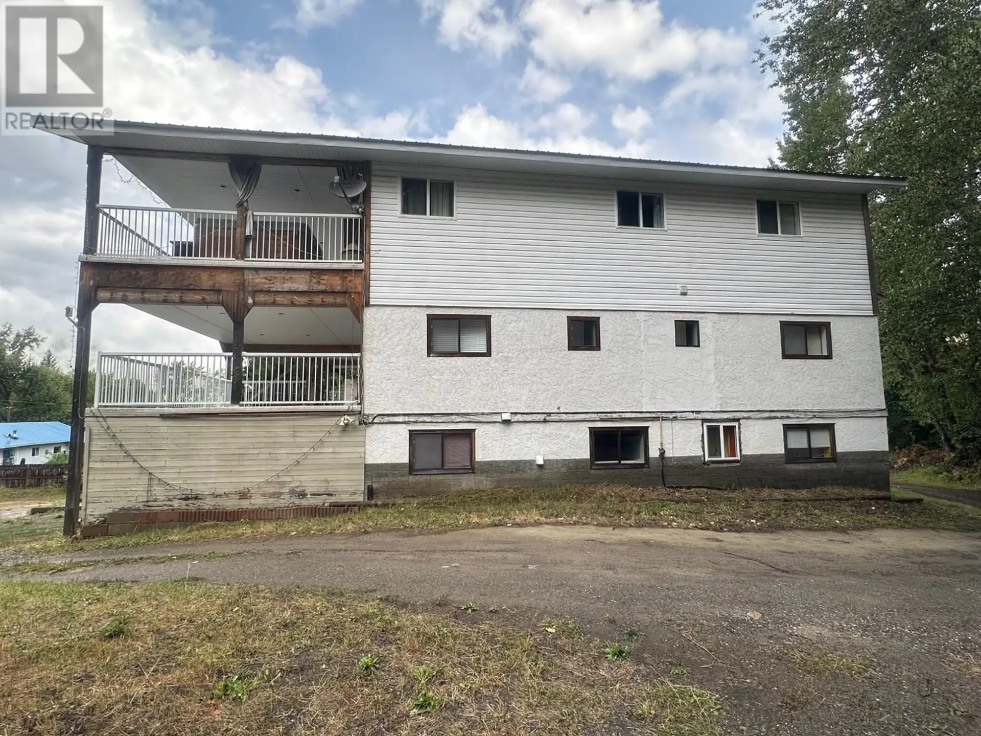 Property at 319 Newman Street, Kitchener, BC