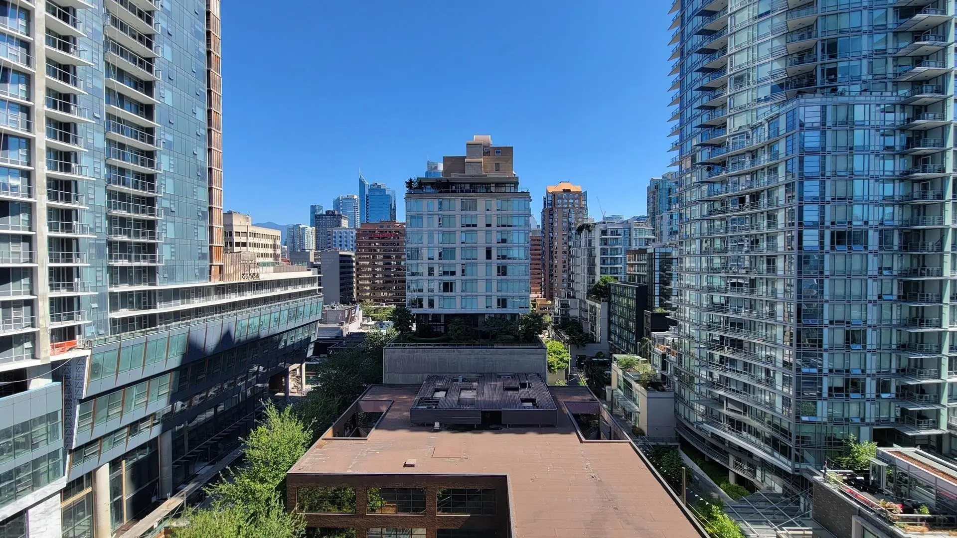 #1205 1308 Hornby Street - Image 9