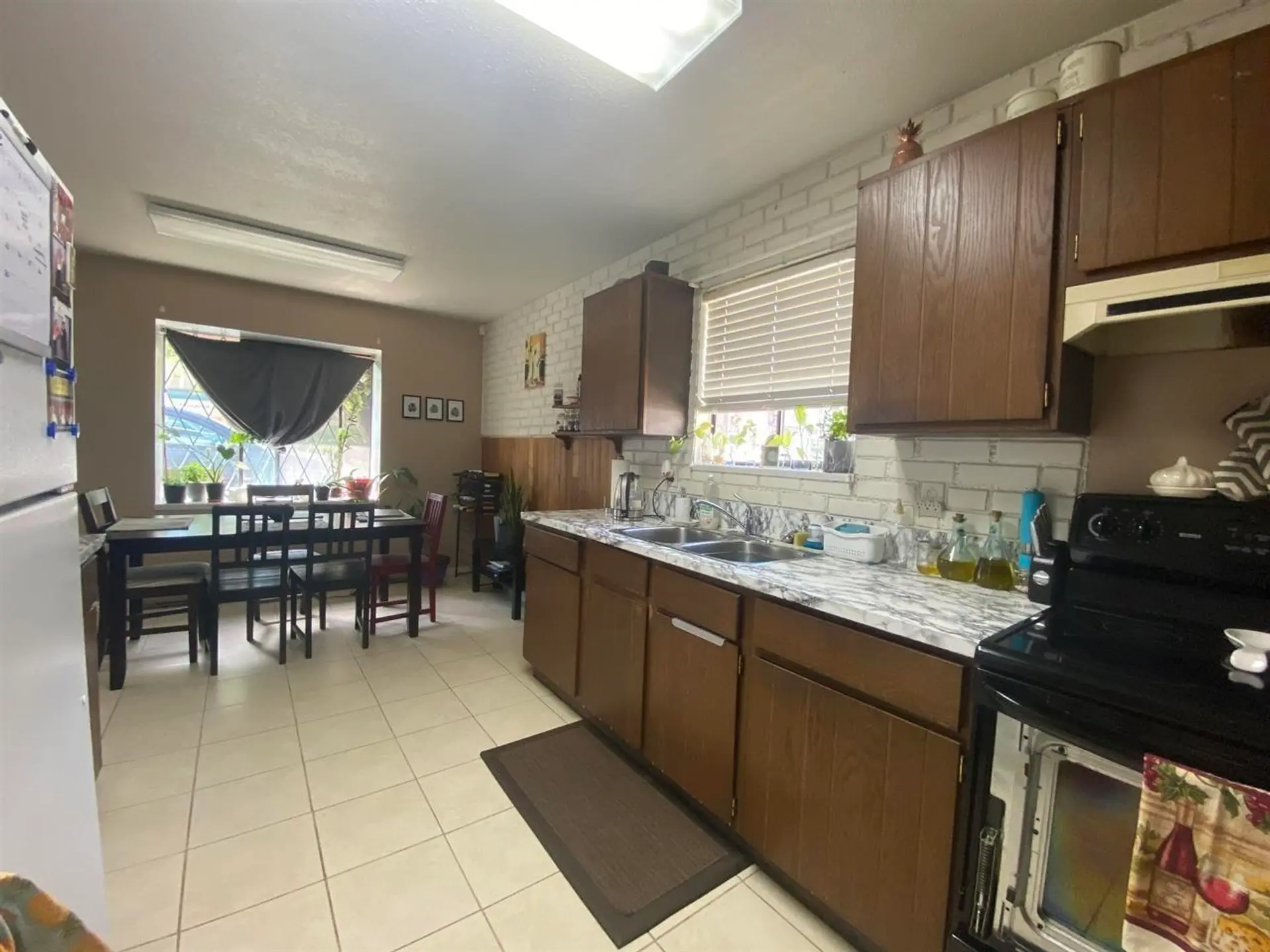 32525 George Ferguson Way - Image 4