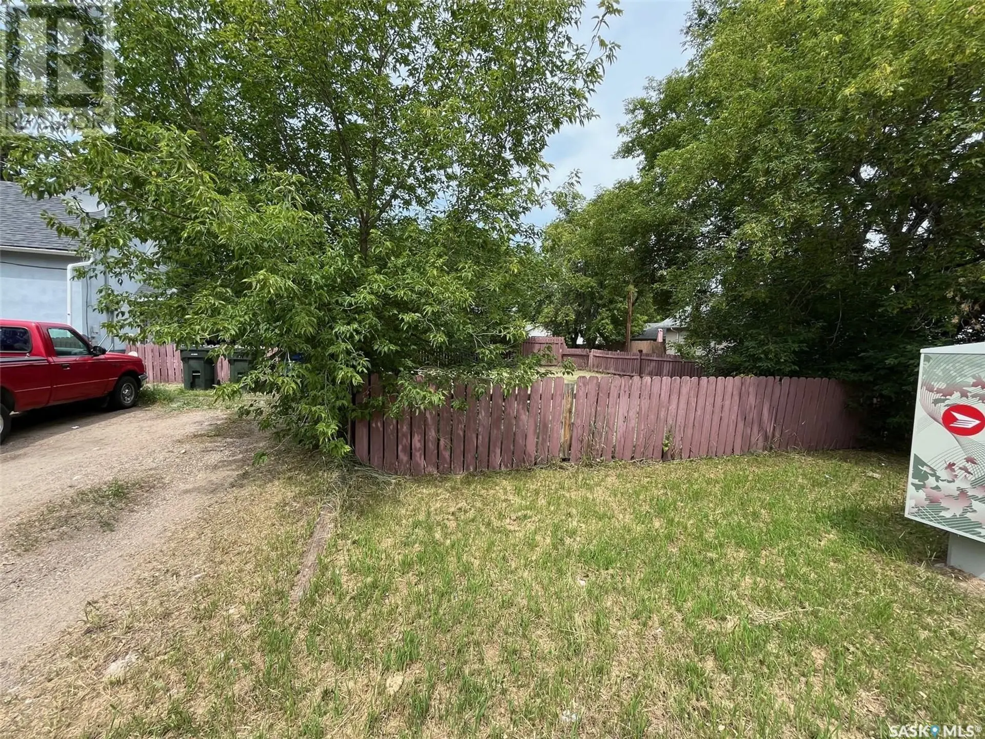 630 5TH AVENUE E - Image 18