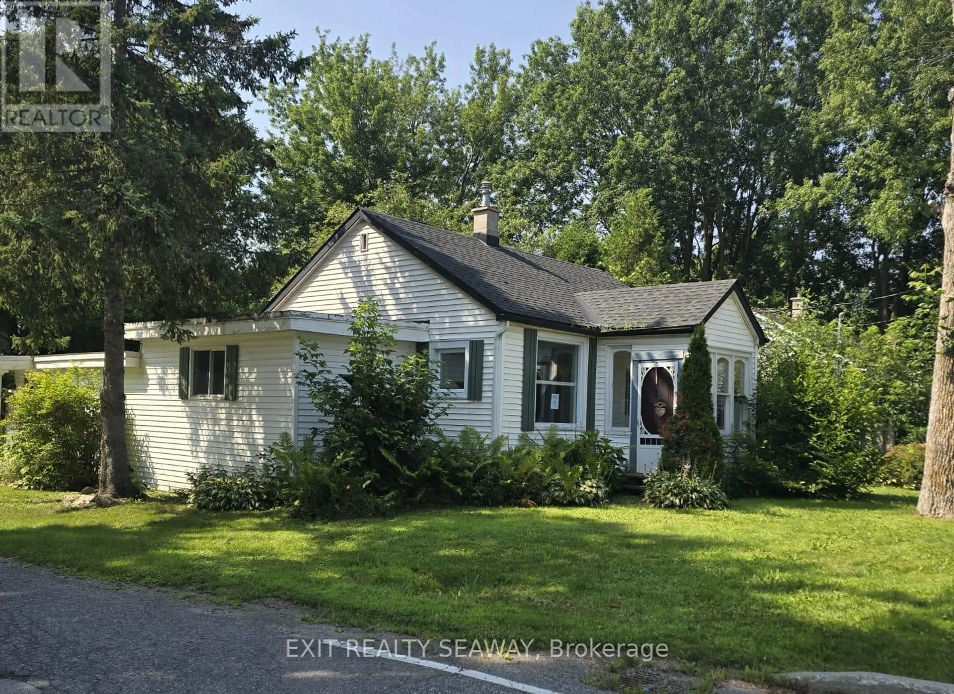 8154 VICTORIA STREET - Image 1