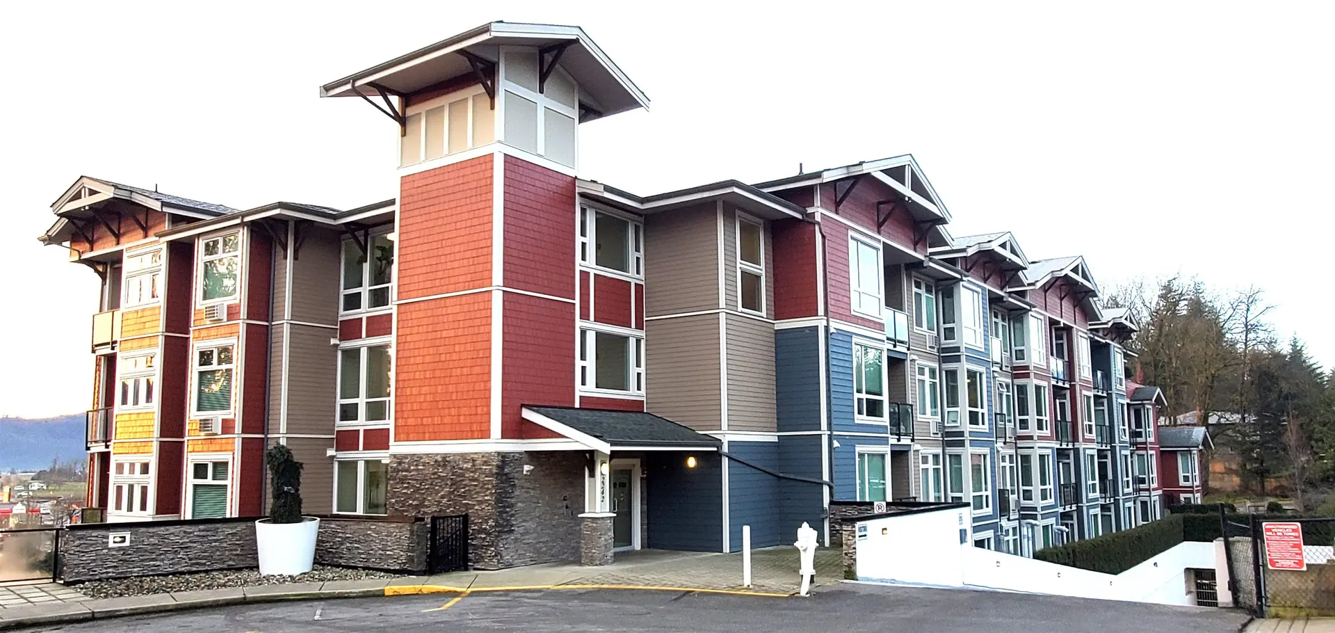 Property at #409 2242 Whatcom Road, Abbotsford, BC