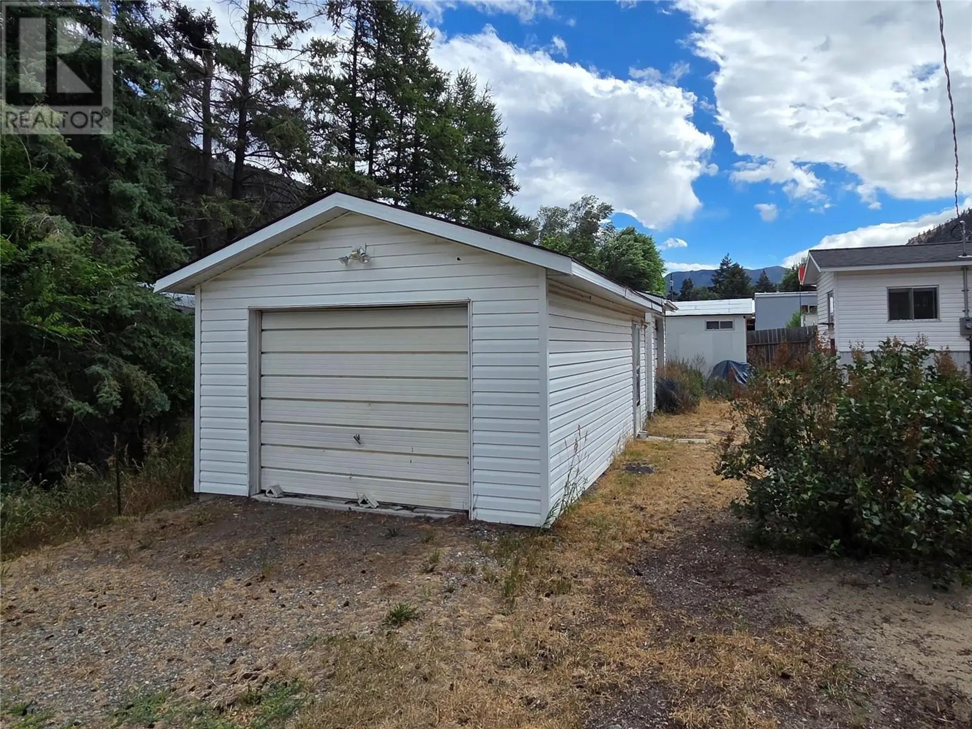 1529 Main Street - Image 15