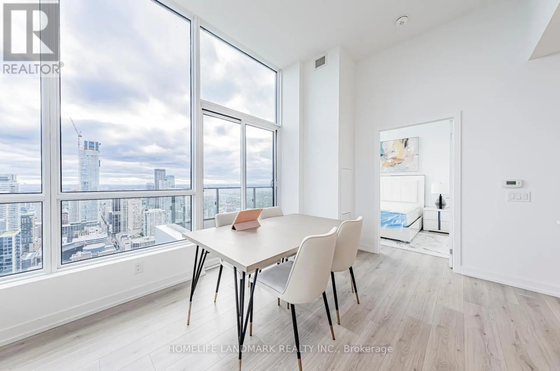 #5502 395 BLOOR STREET E - Image 8