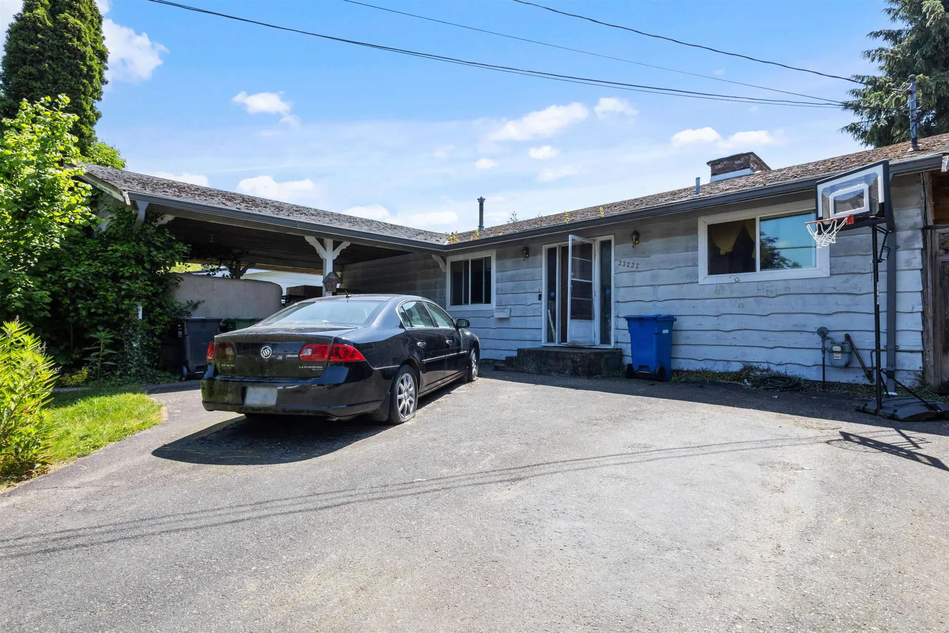Property at 33232 Plaxton Crescent, Abbotsford, BC