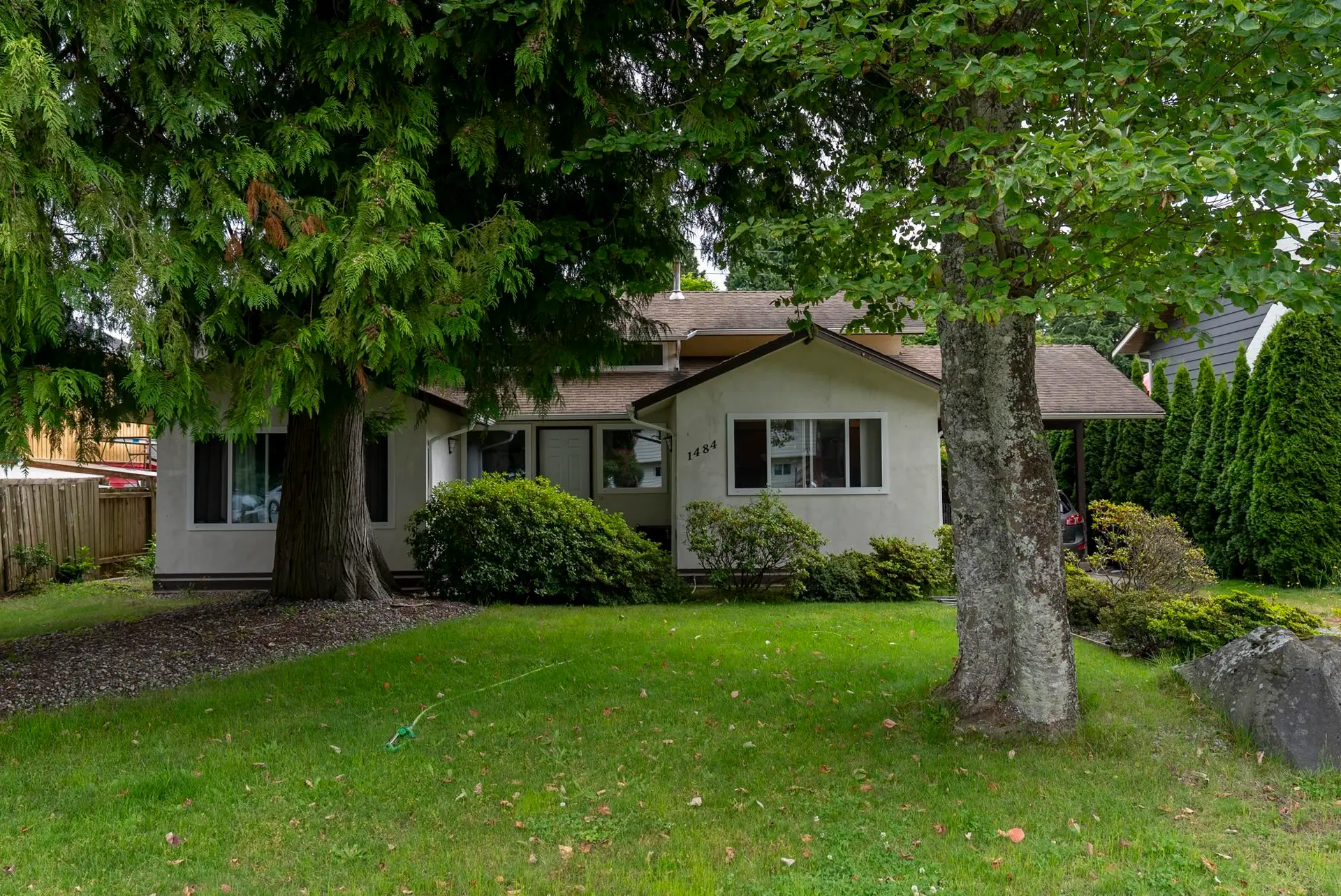 1484 53a Street - Image 3