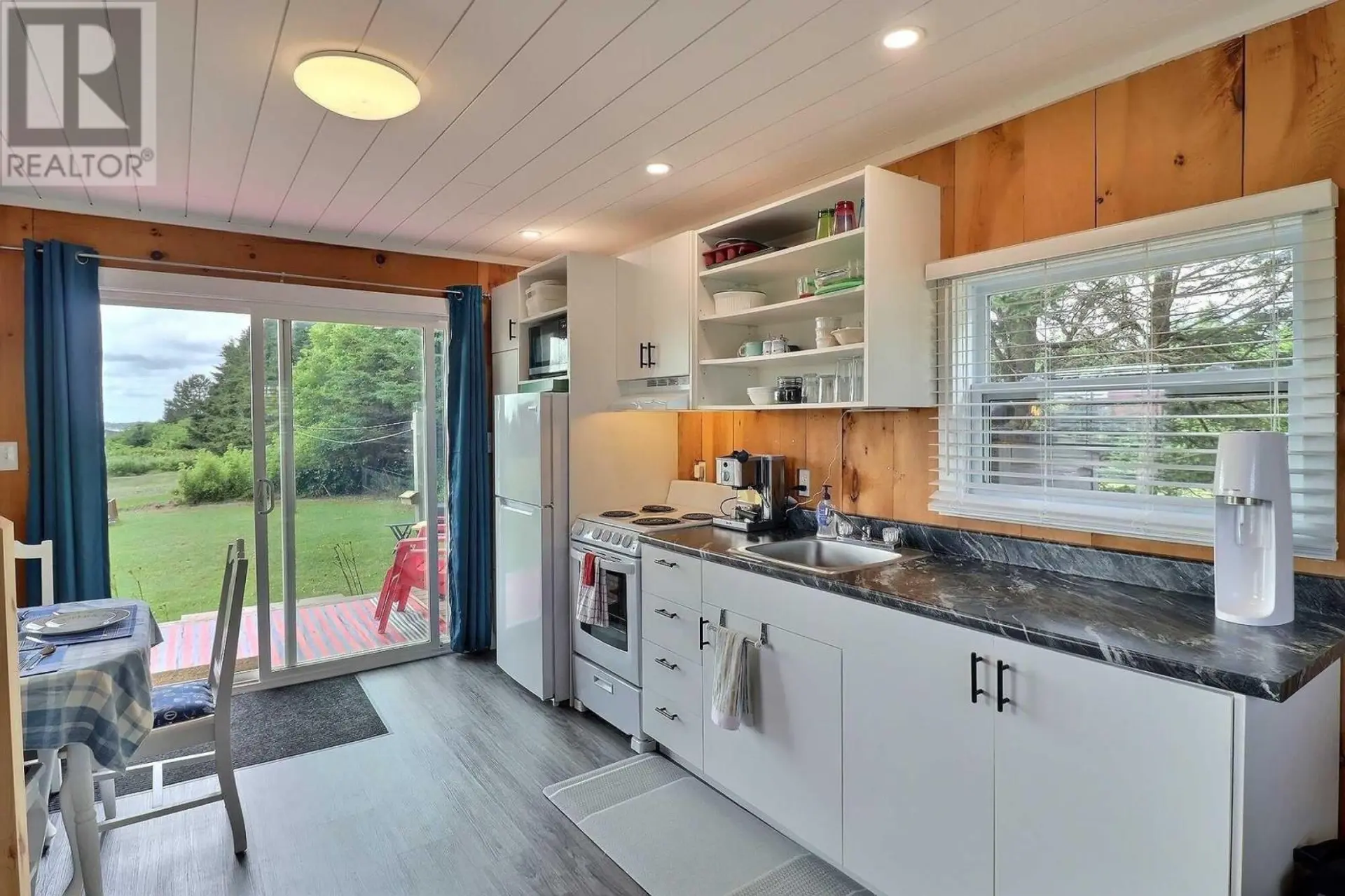 73 WILD FLOWER LANE - Image 4