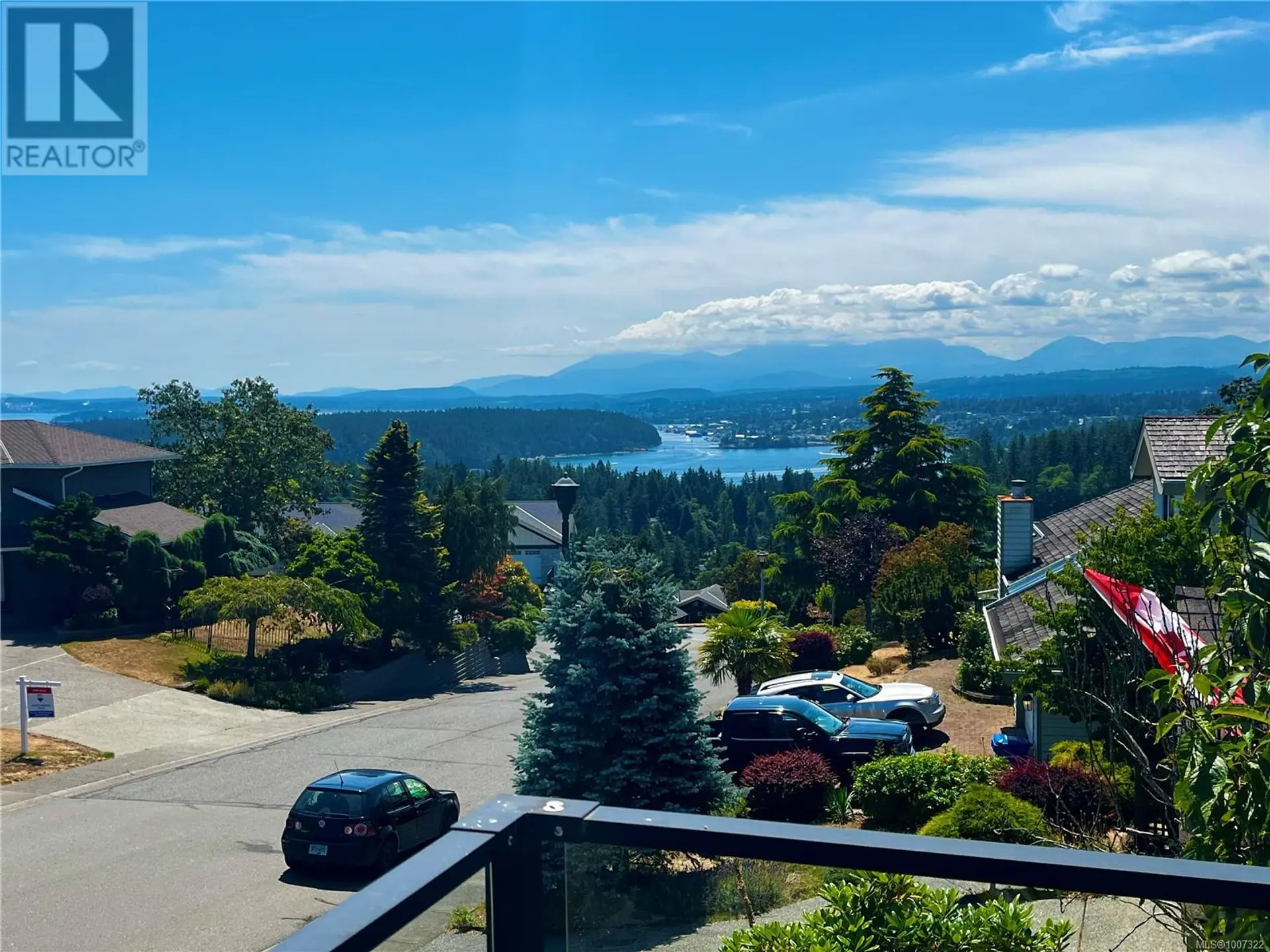 Property at 3702 Glen Oaks Dr, Nanaimo, BC