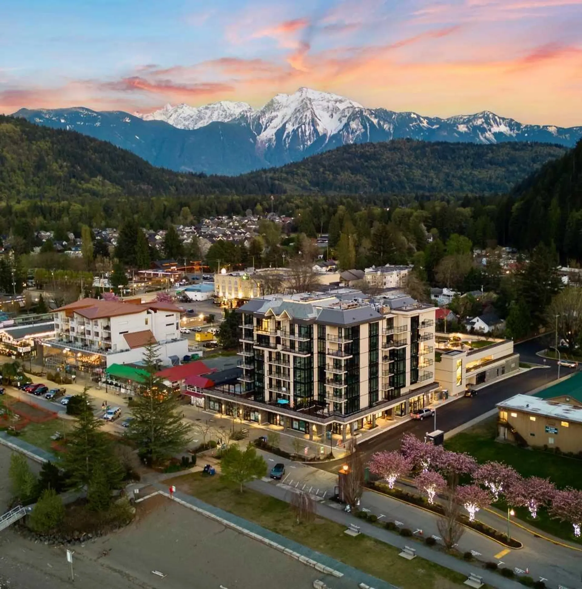 Property at #603 120 Esplanade Avenue, Harrison Hot Springs, BC