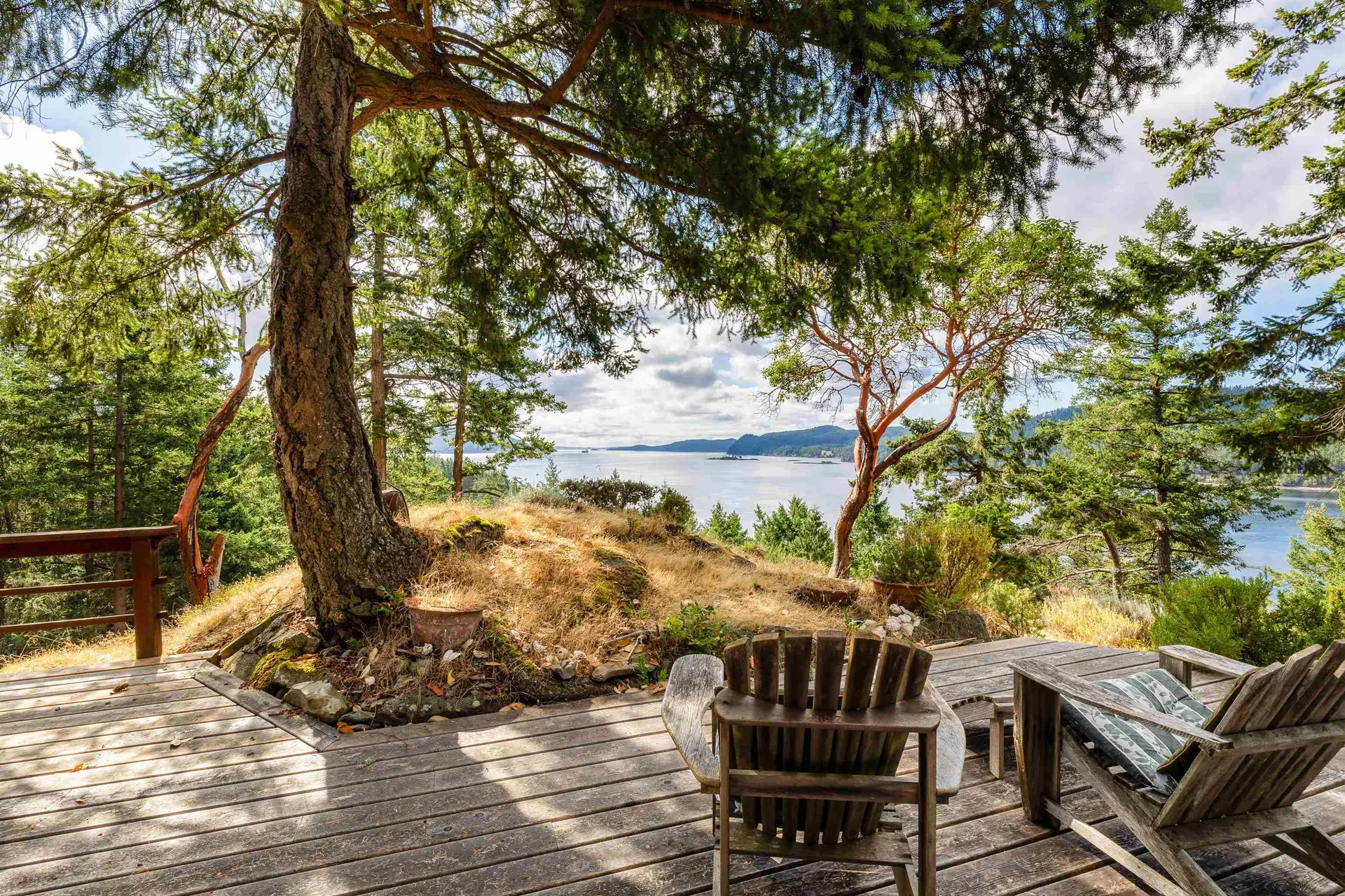 Property at 498 Marine Turnabout, Mayne Island, BC