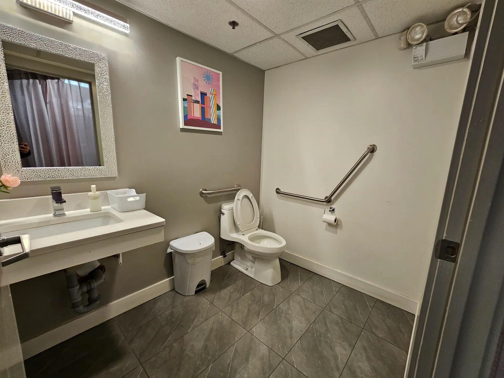 903 Denman Street - Image 13