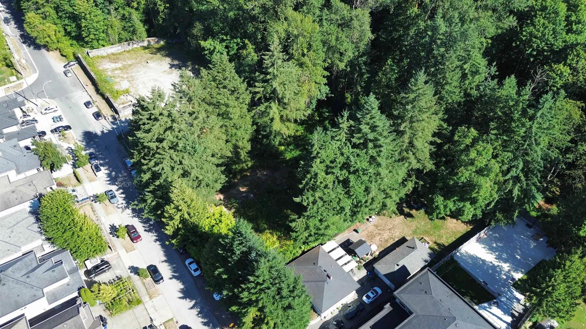 10927 128a Street - Image 10