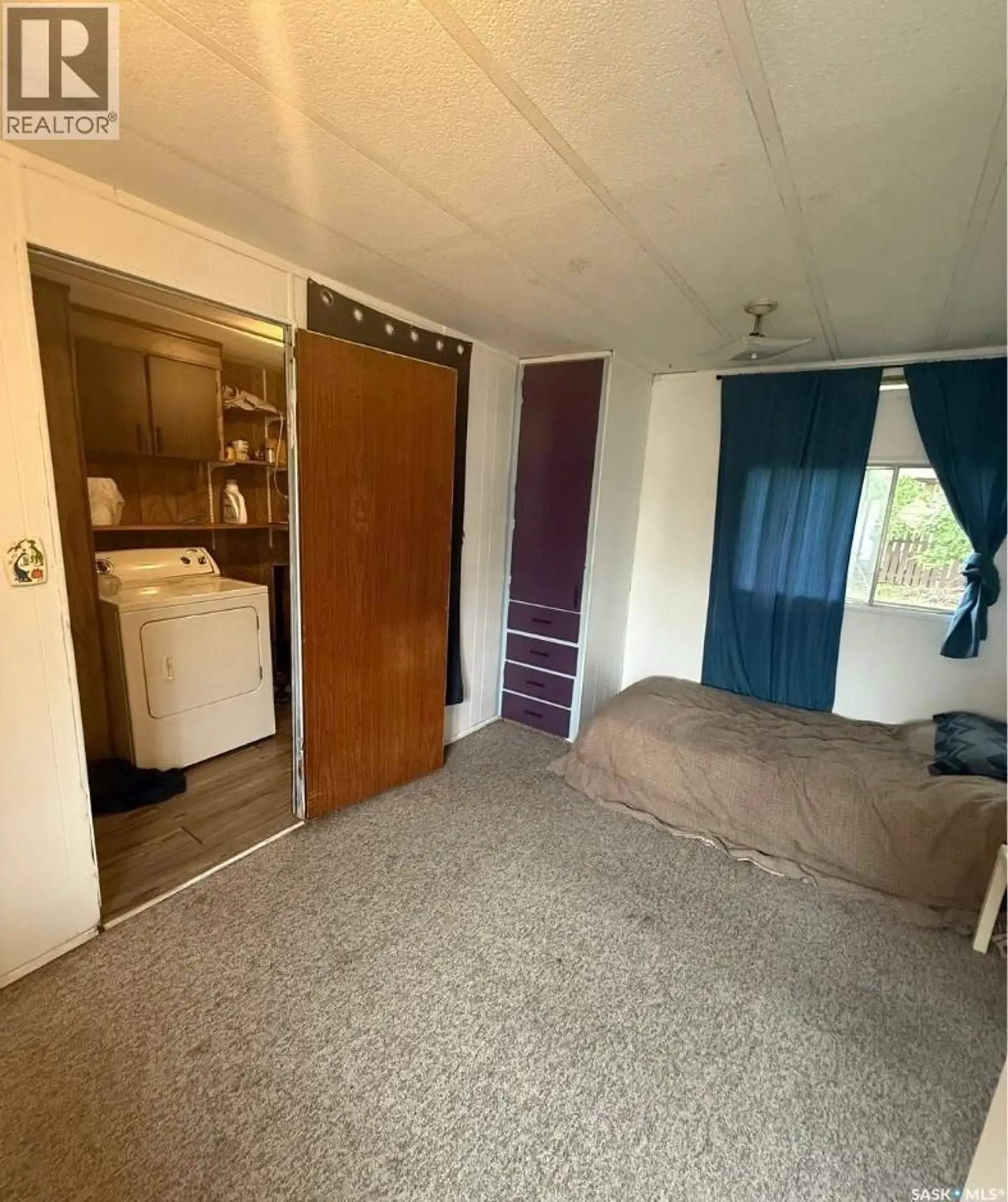 251 30th STREET W - Image 10