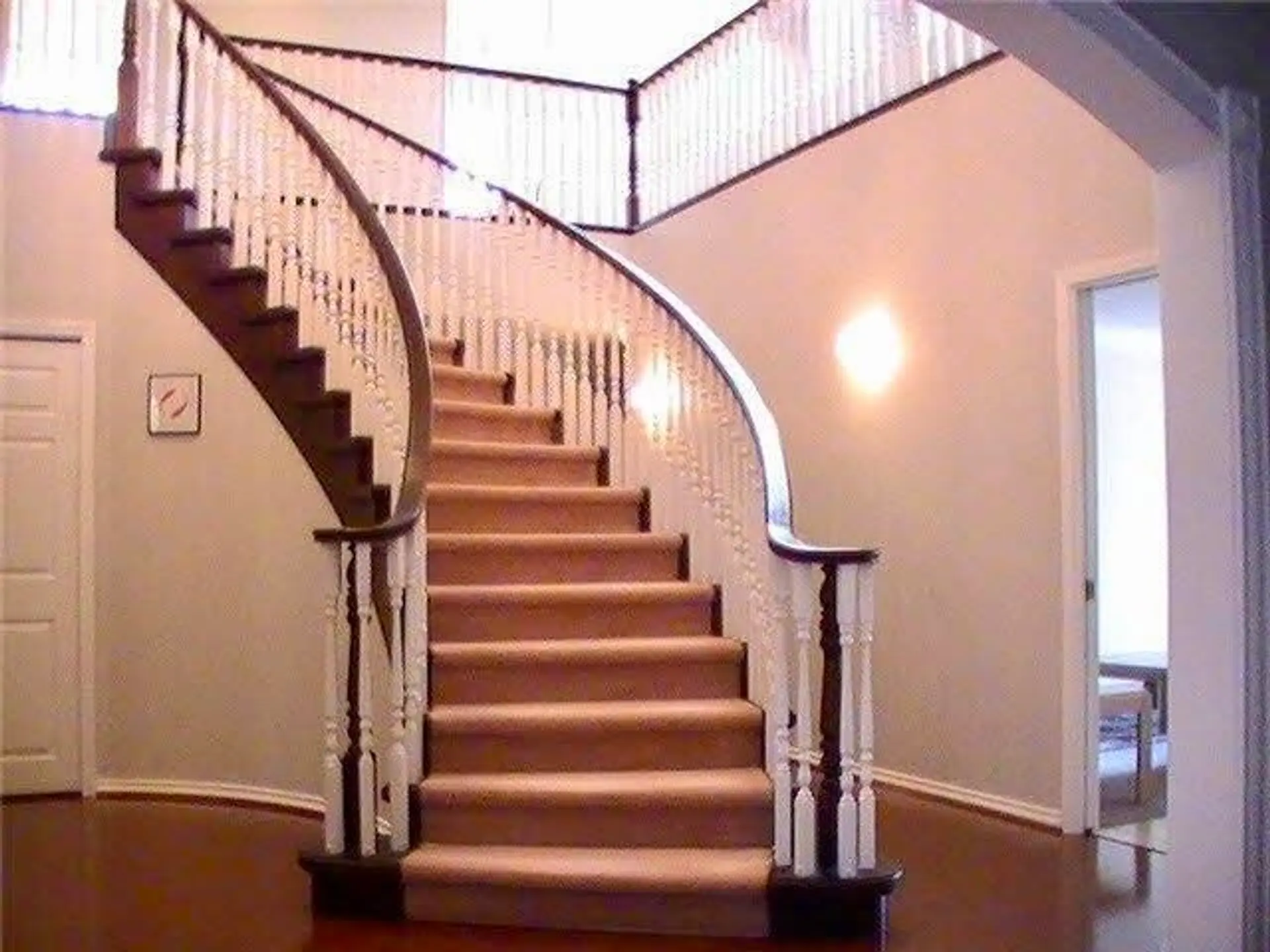 5553 Hankin Drive - Image 3