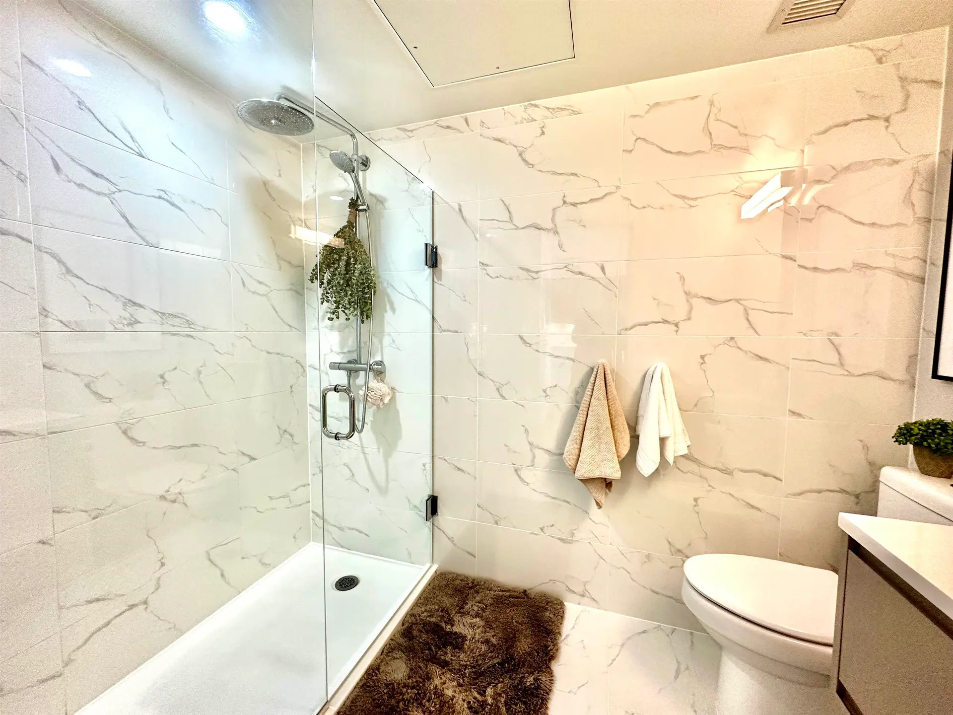 #1308 8188 Fraser Street - Image 7