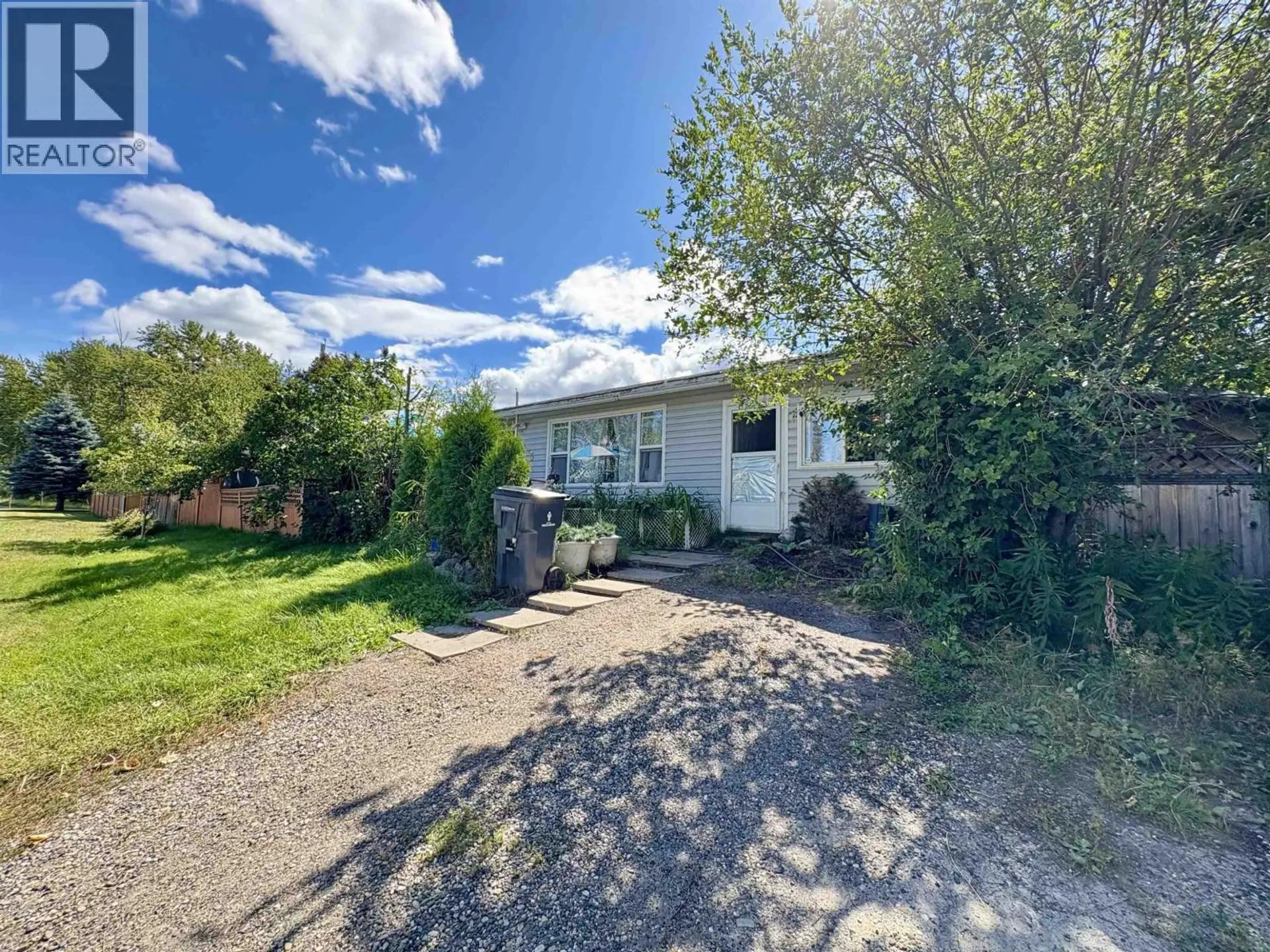 1385 MILBURN AVENUE - Image 2