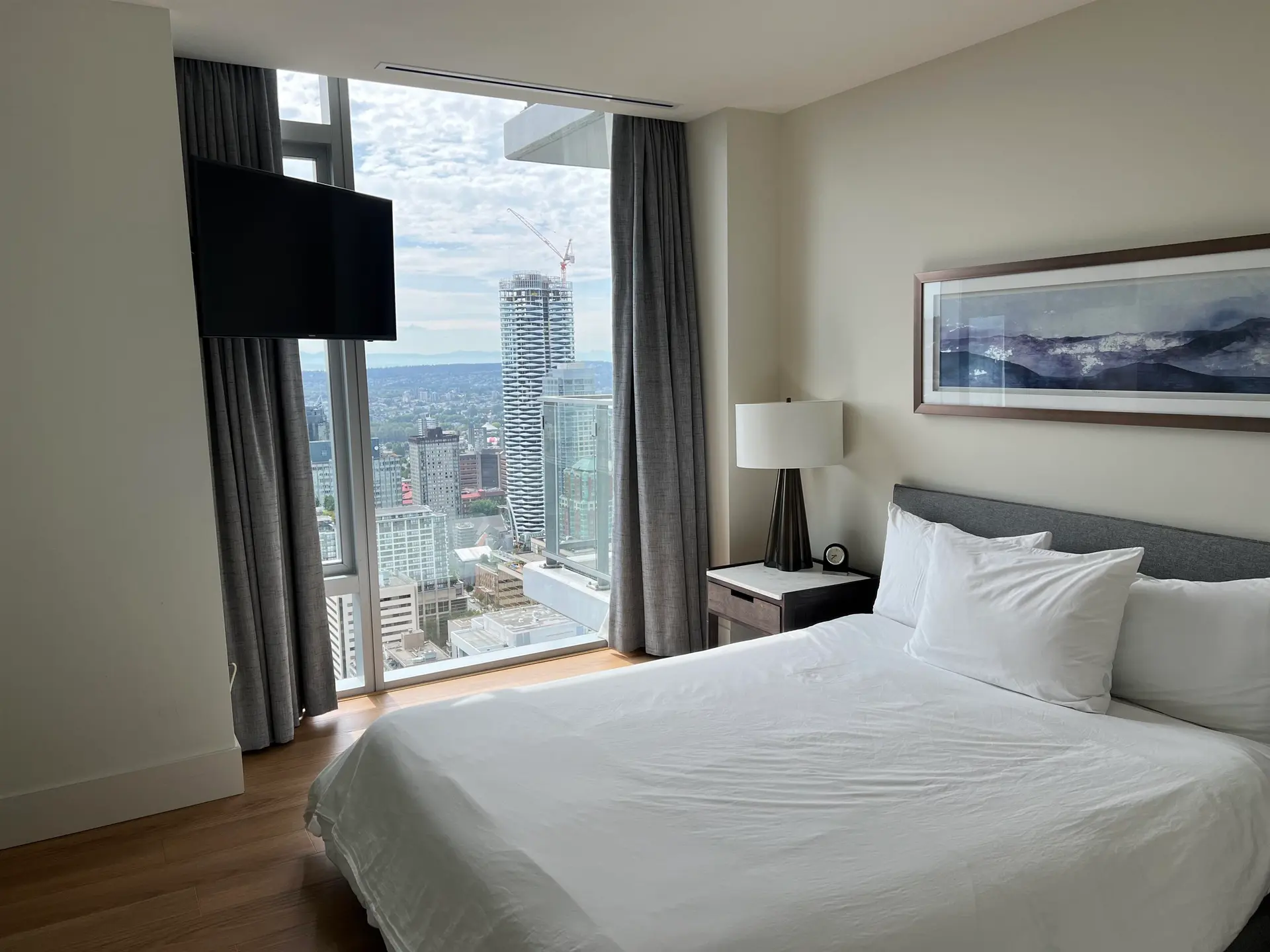 #4601 667 Howe Street - Image 4