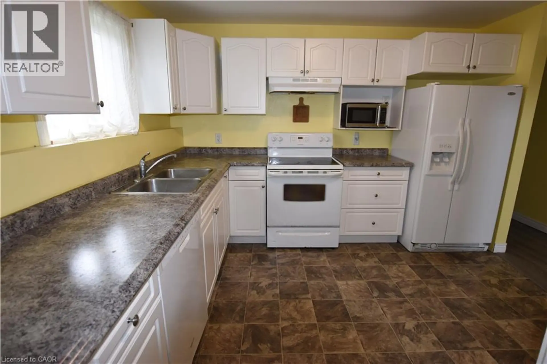 75 PINE STREET S - Image 3