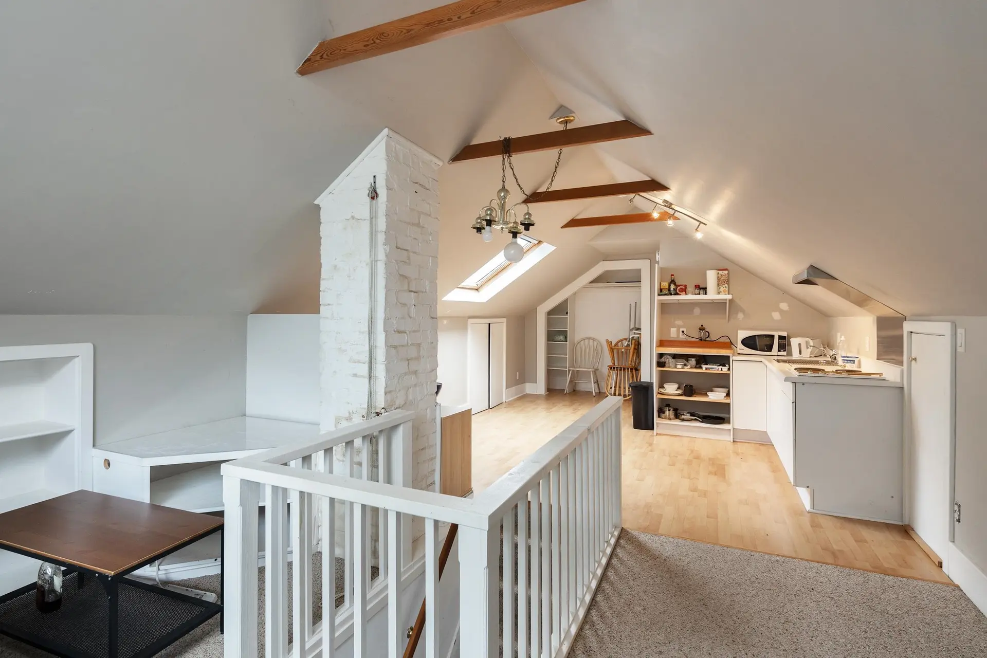 1511 Barclay Street - Image 11