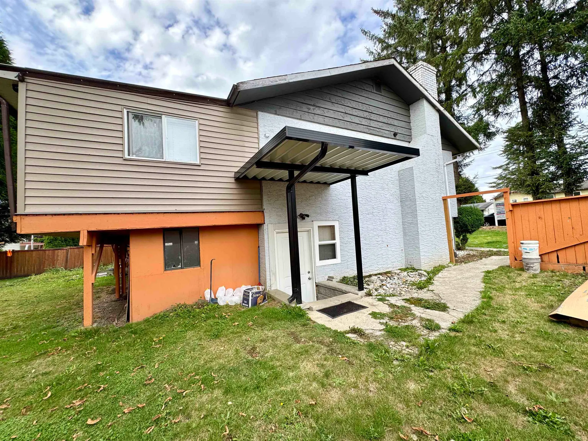 9525 125a Street - Image 12