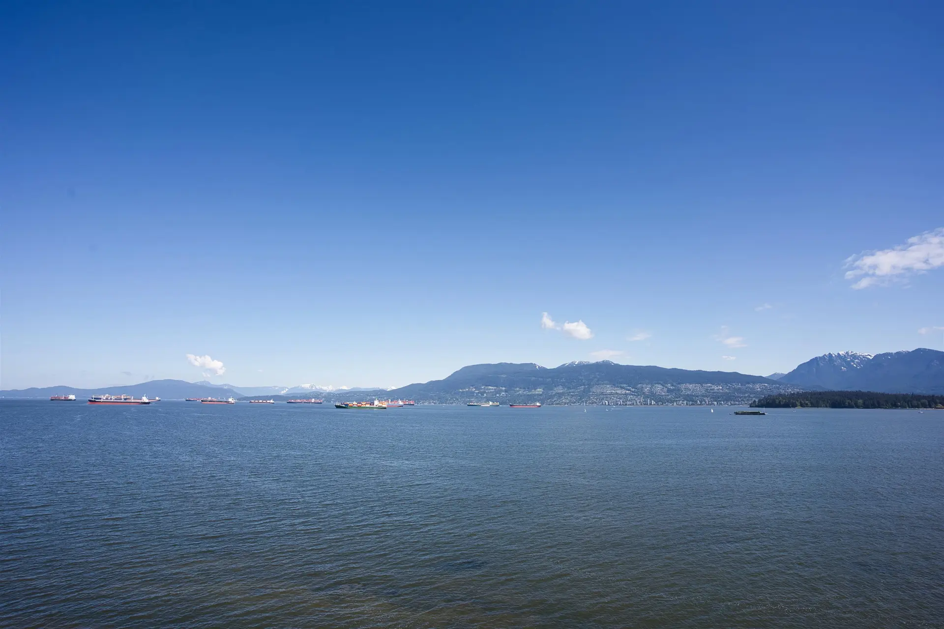 2711 Point Grey Road - Image 14