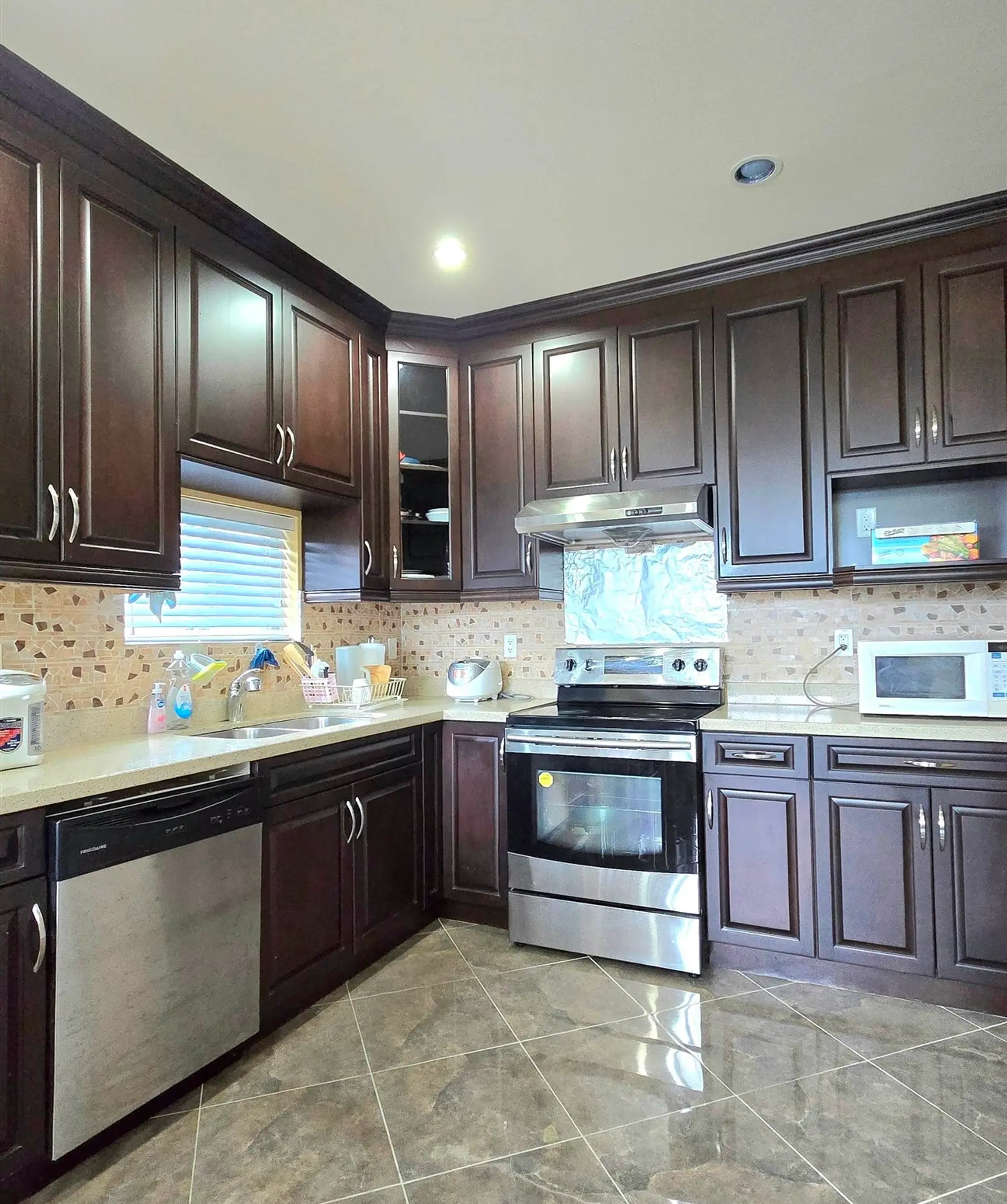 6056 Victoria Drive - Image 4