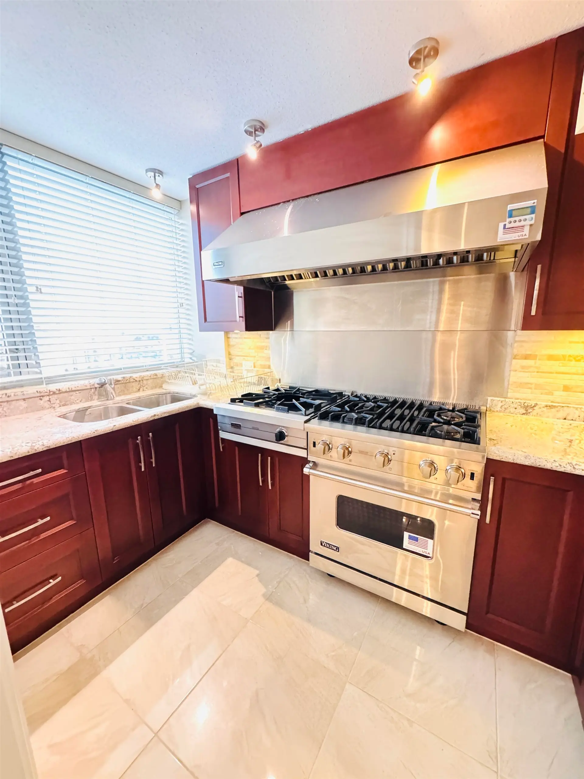 #PH3 6733 Buswell Street - Image 5