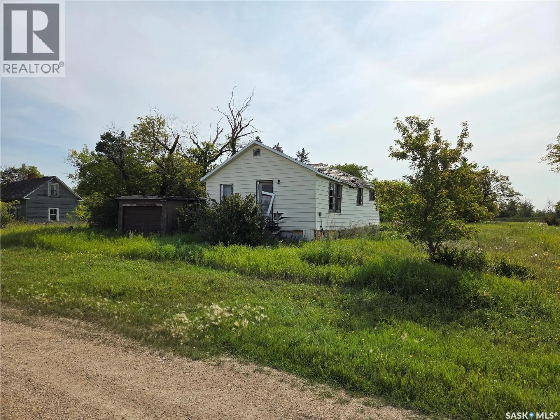 8 Sutherland STREET - Image 4
