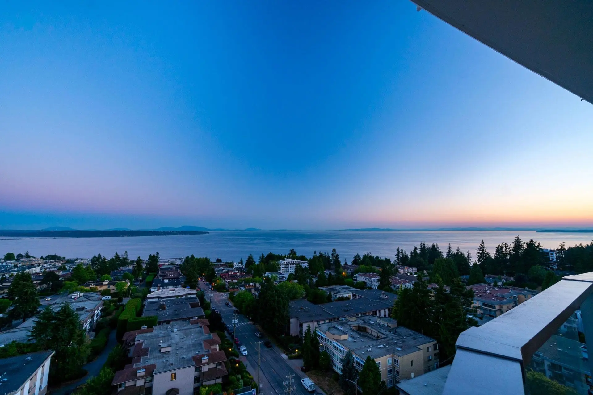 Property at #1406 1500 Martin Street, White Rock, BC