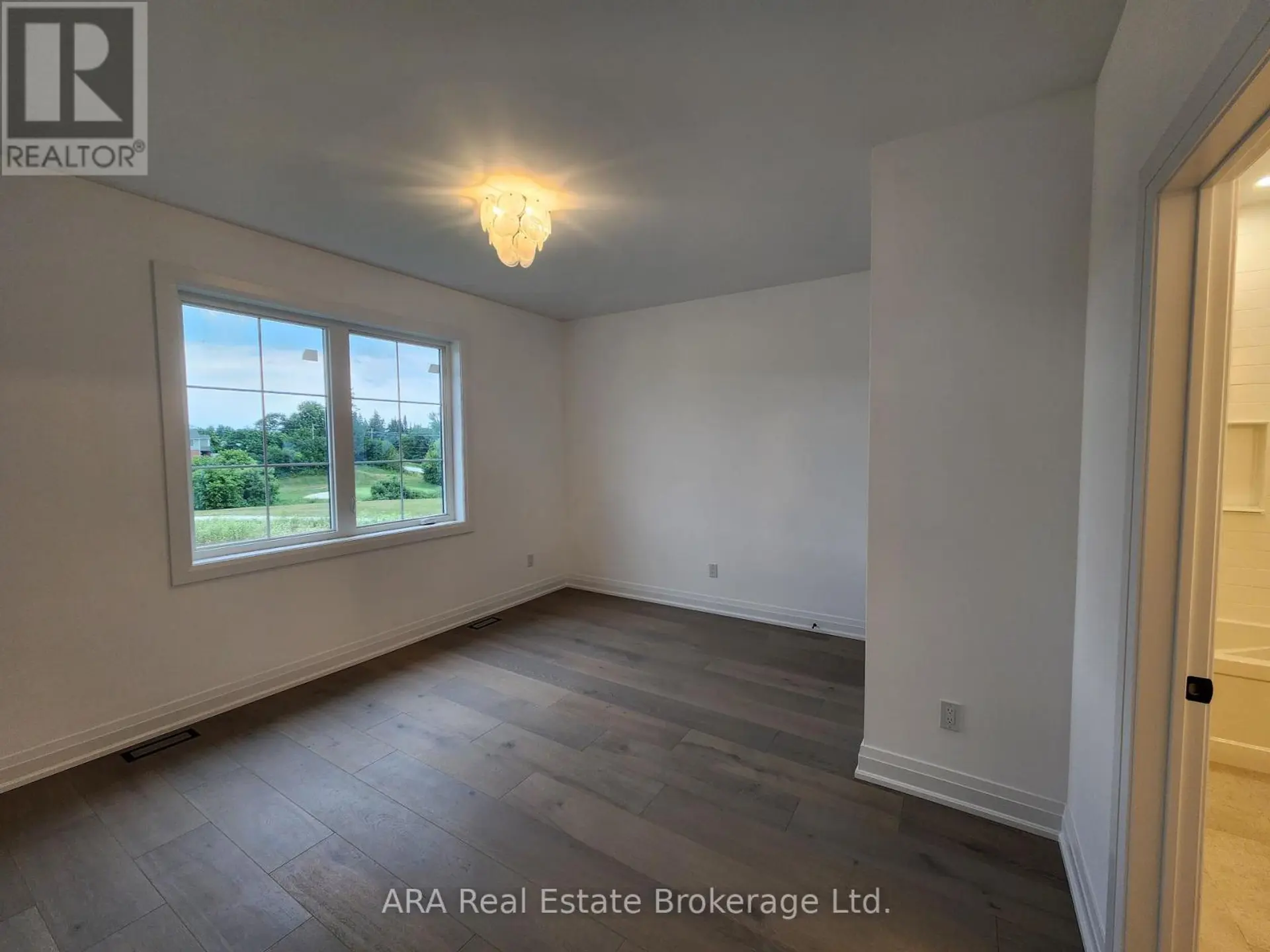 #33 2 HILTON LANE - Image 15