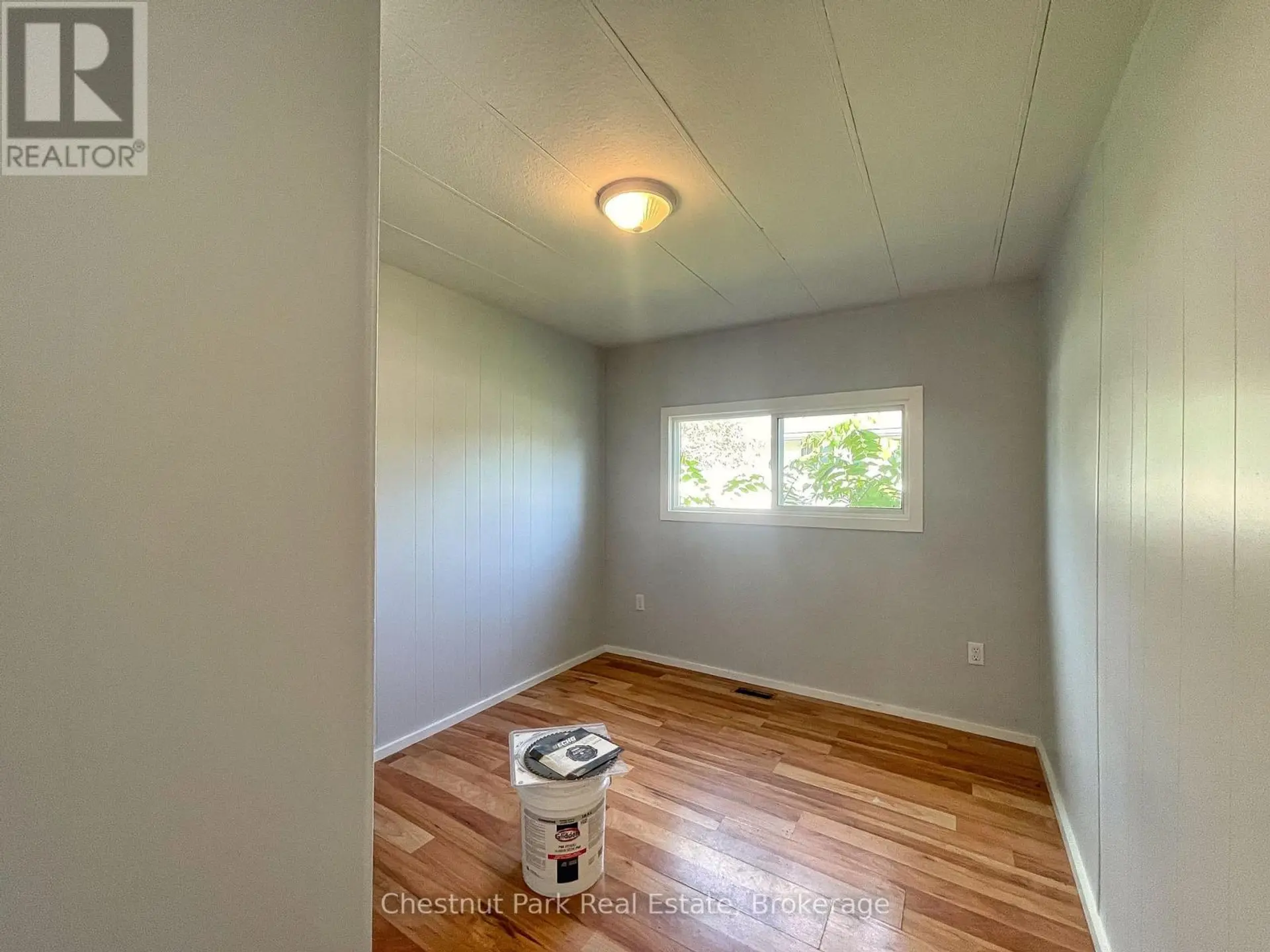 383 THOMPSON STREET - Image 8