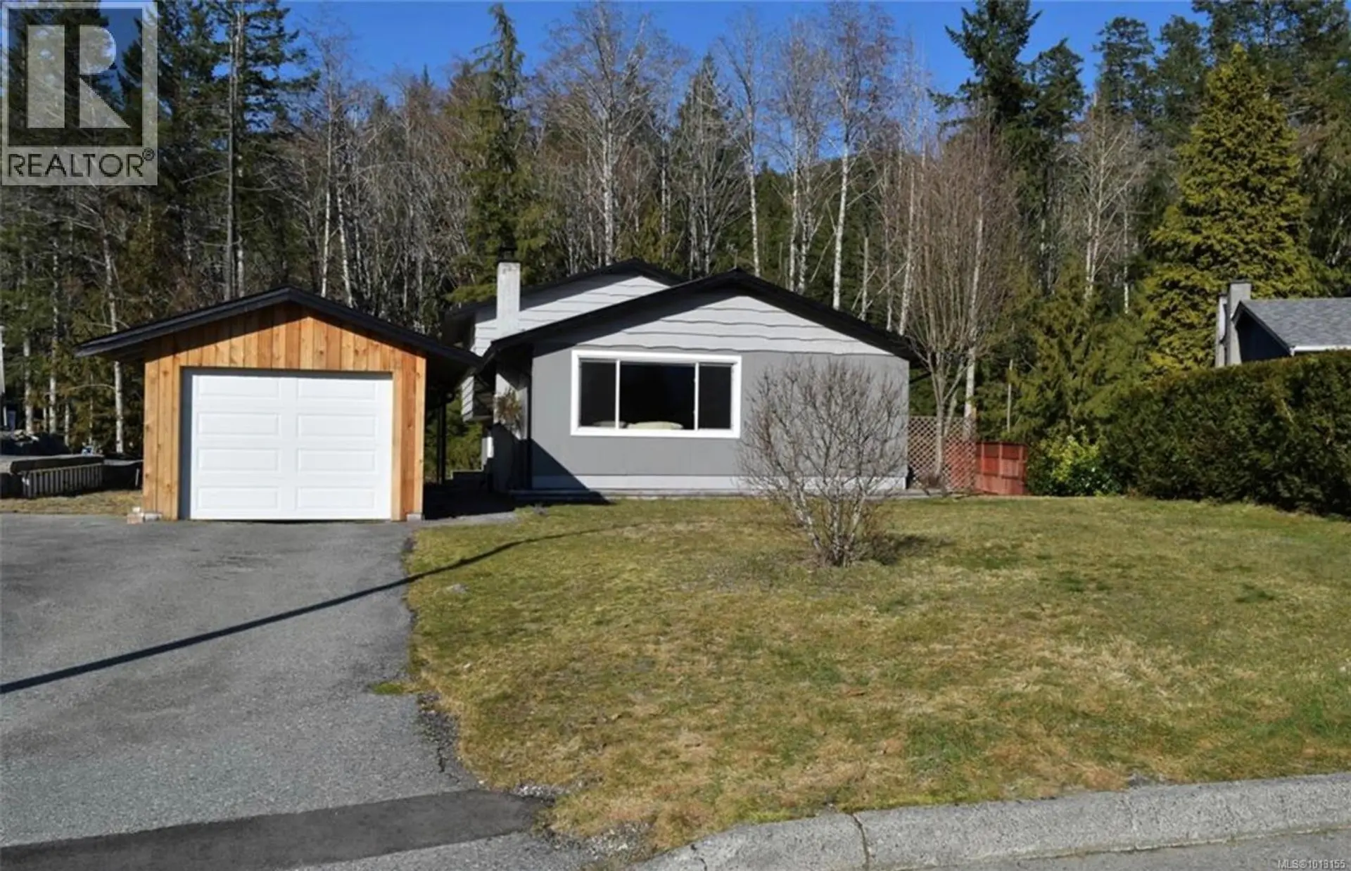 Property at 630 Dogwood Dr, Gold River, BC