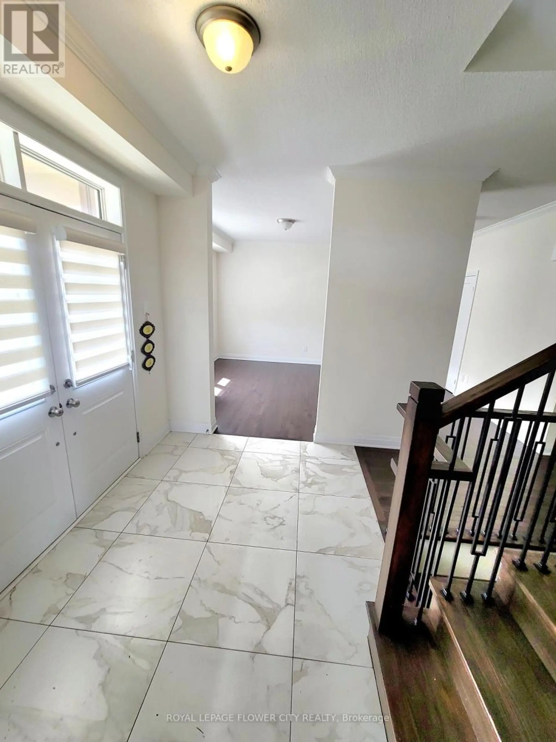 5 ORIOLE CRESCENT - Image 4