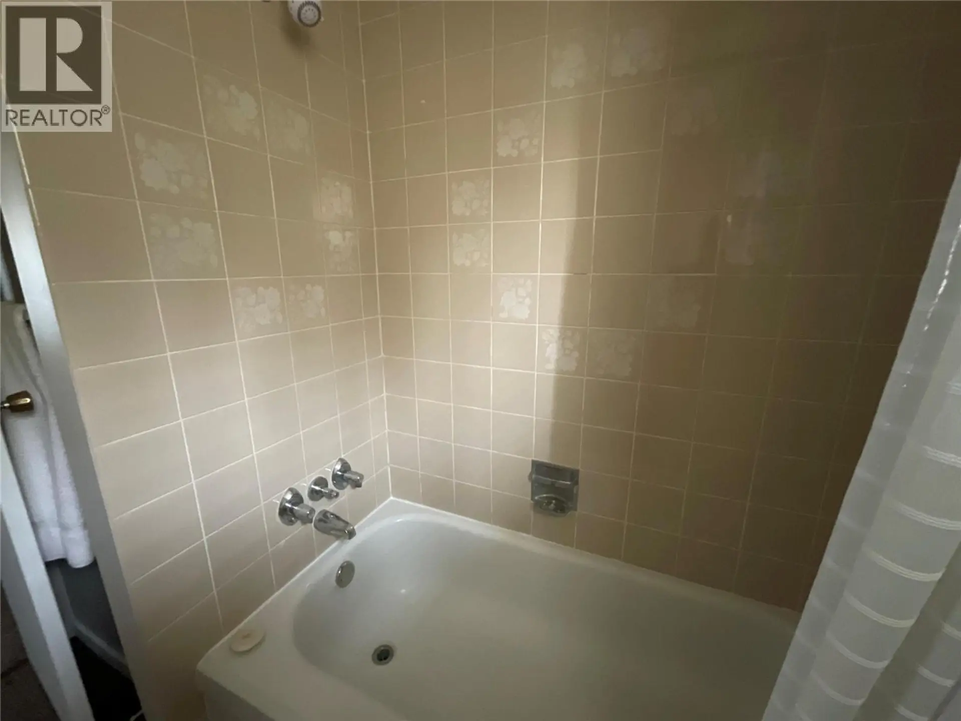 64 Merrick Place - Image 16