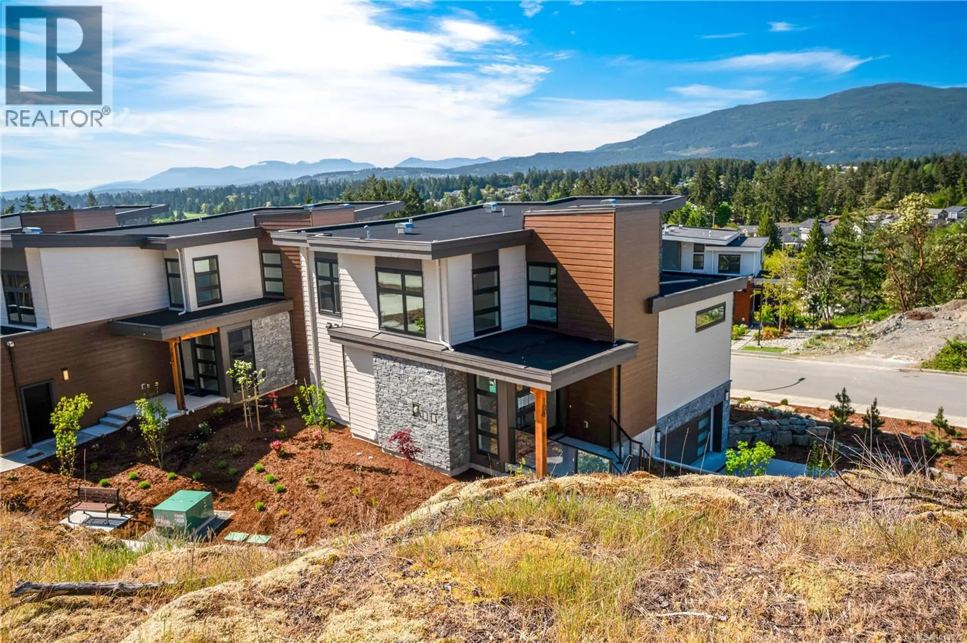 Property at #101 1220 Manzanita Pl, Nanaimo, BC