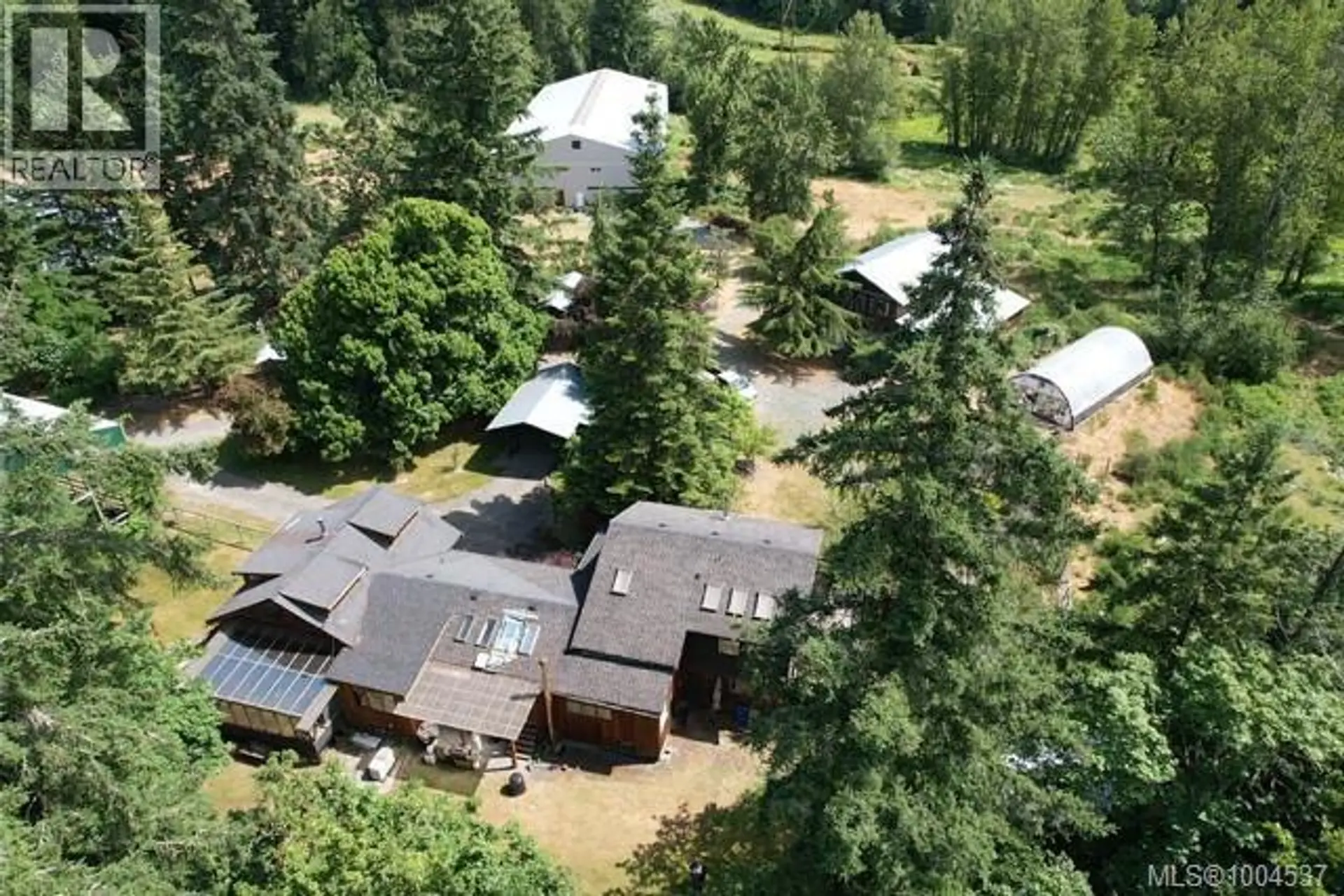 Property at 3744 Gibbins Rd, Duncan, BC