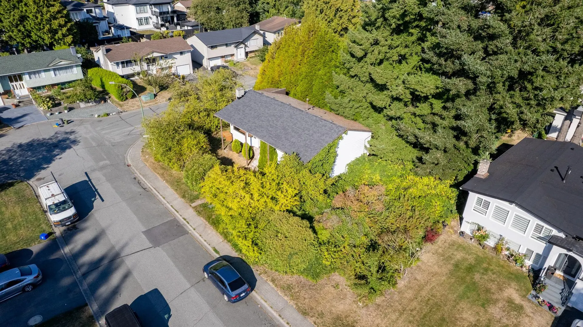 7946 116a Street - Image 13