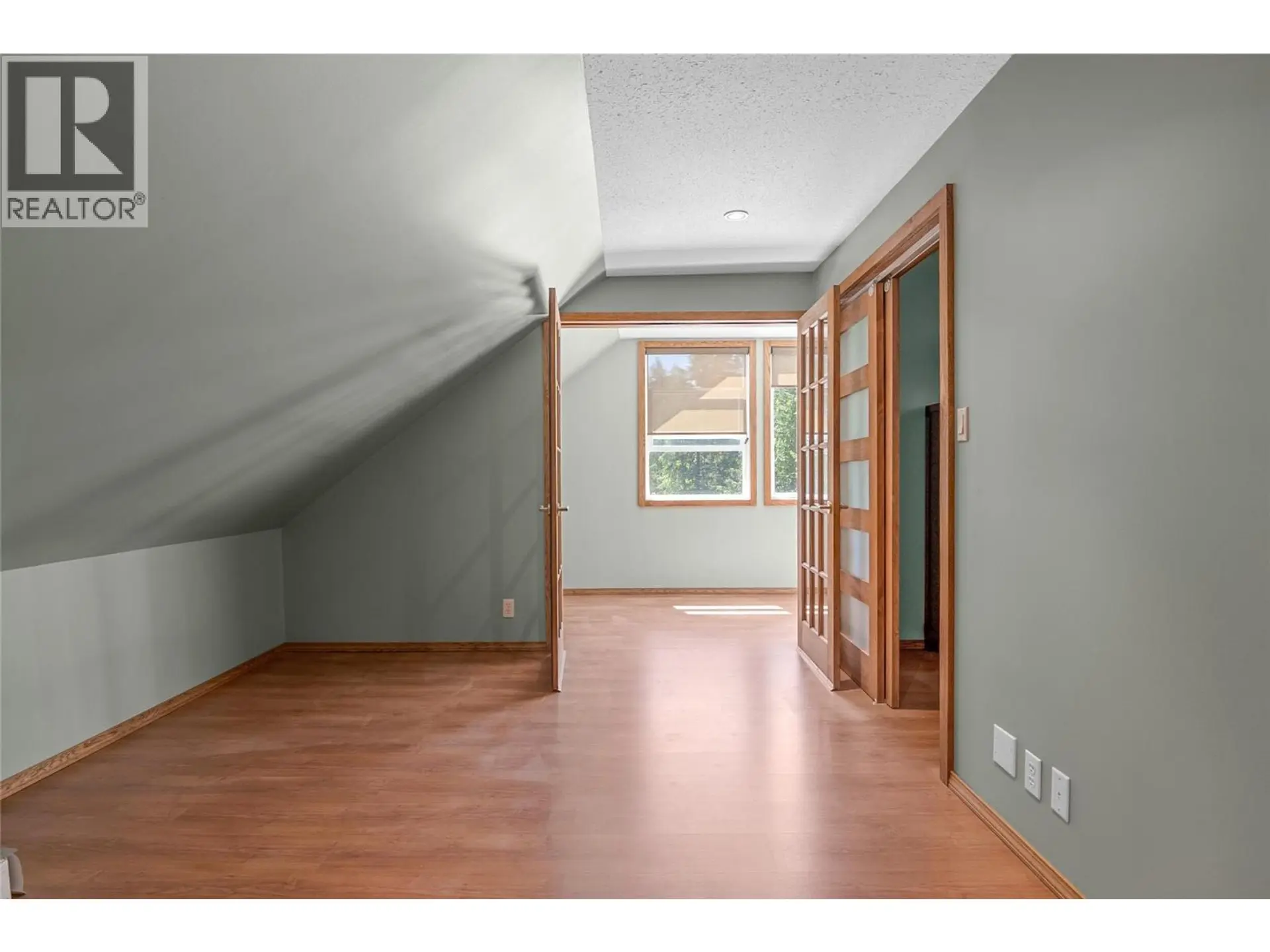 1734 MT Begbie Road - Image 10