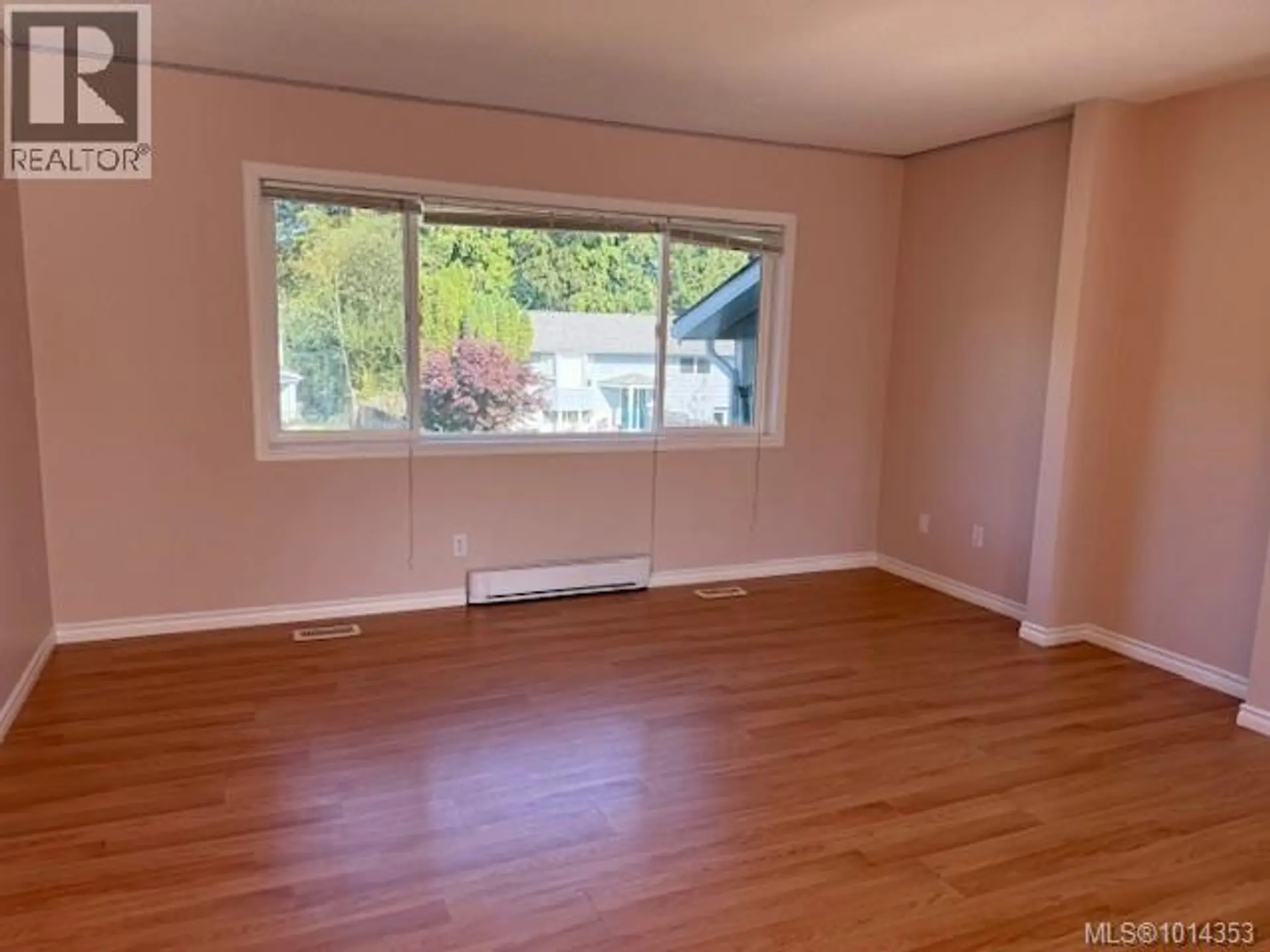 7370 Thunderbird Way - Image 6