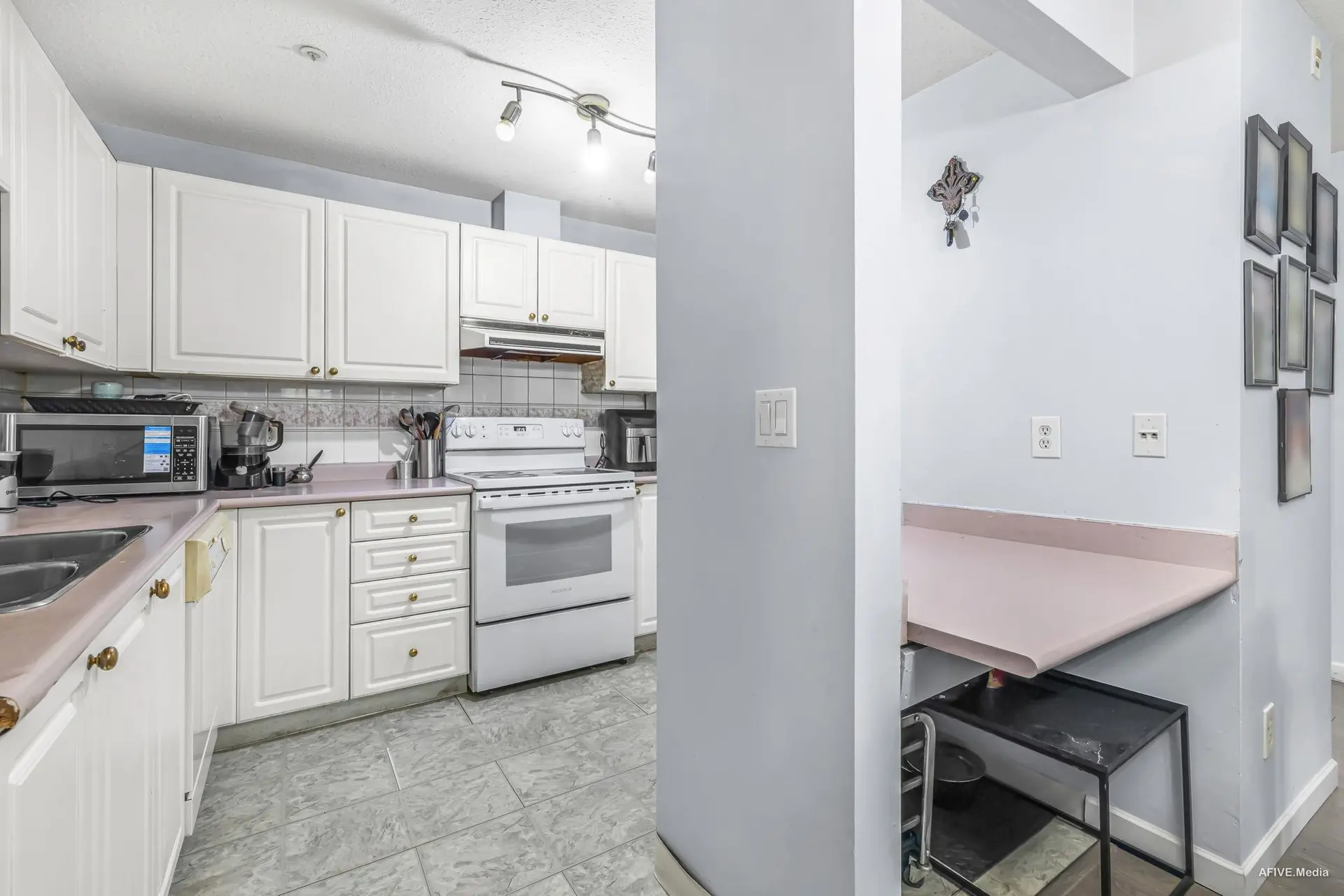 #103 7475 138 Street - Image 11