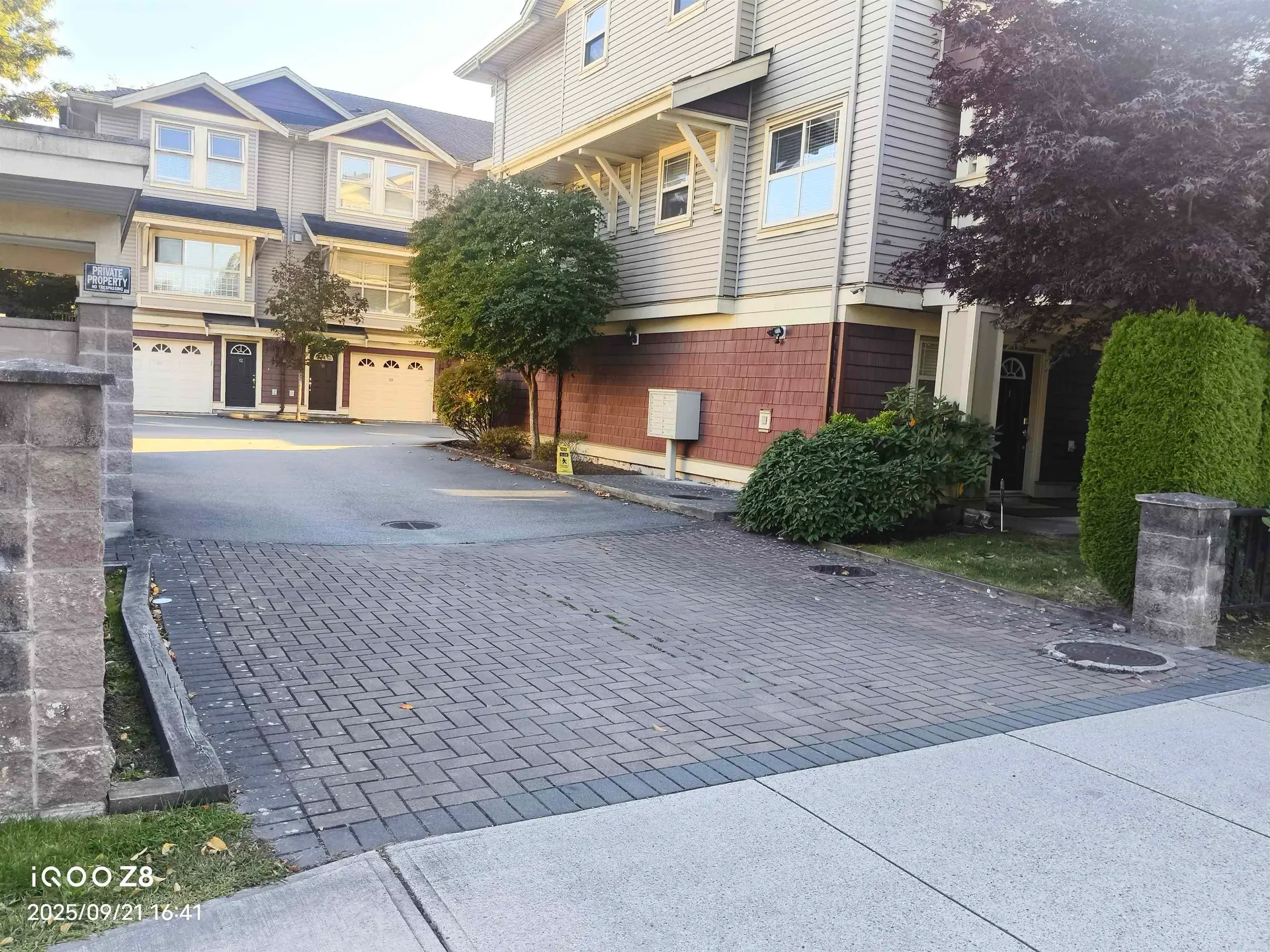 #12 9000 Granville Avenue - Image 4