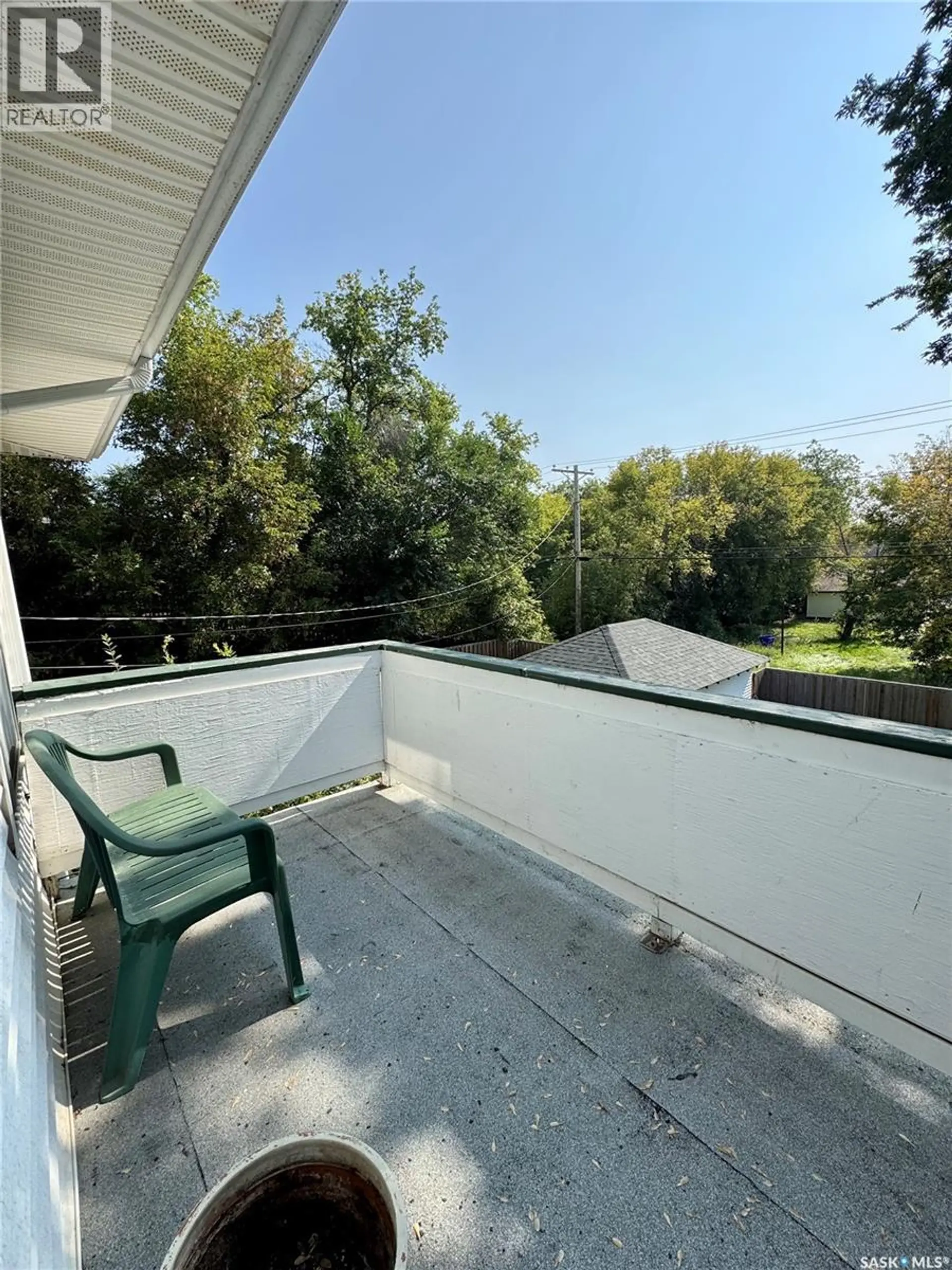 119 22ND STREET E - Image 13