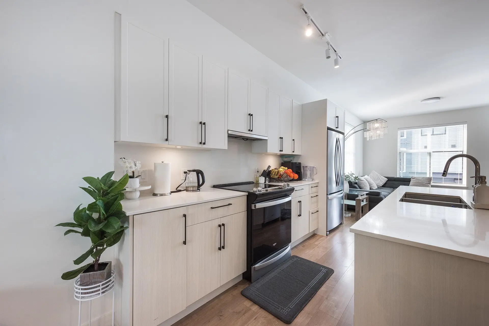 Property at #406 2267 McKenzie Road, Abbotsford, BC